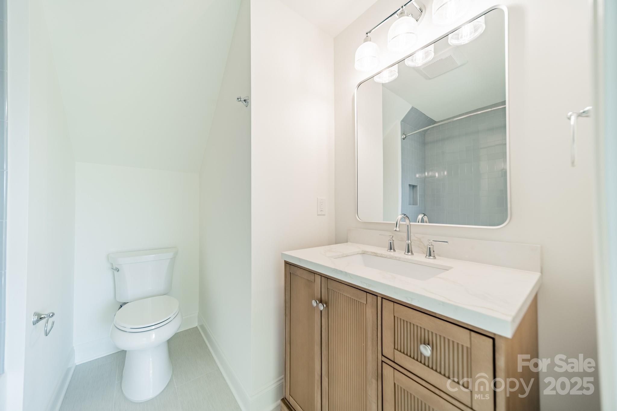 2346 Bridgewater Road 7 Property Photo 27