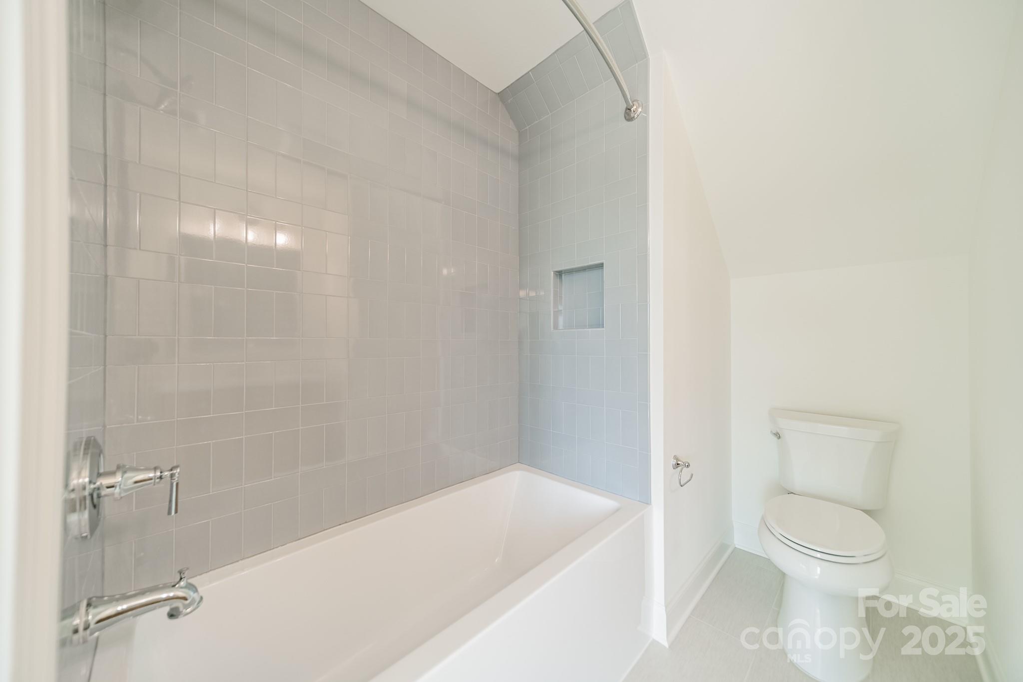 2346 Bridgewater Road 7 Property Photo 28
