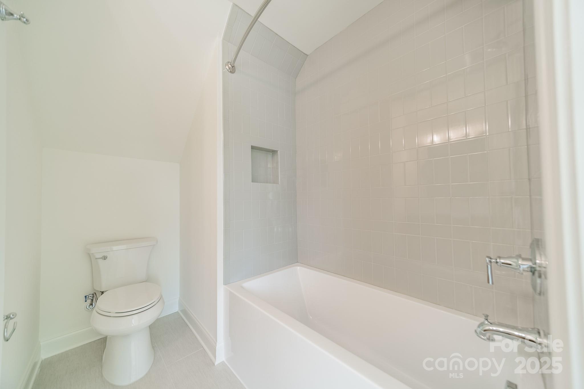 2346 Bridgewater Road 7 Property Photo 31