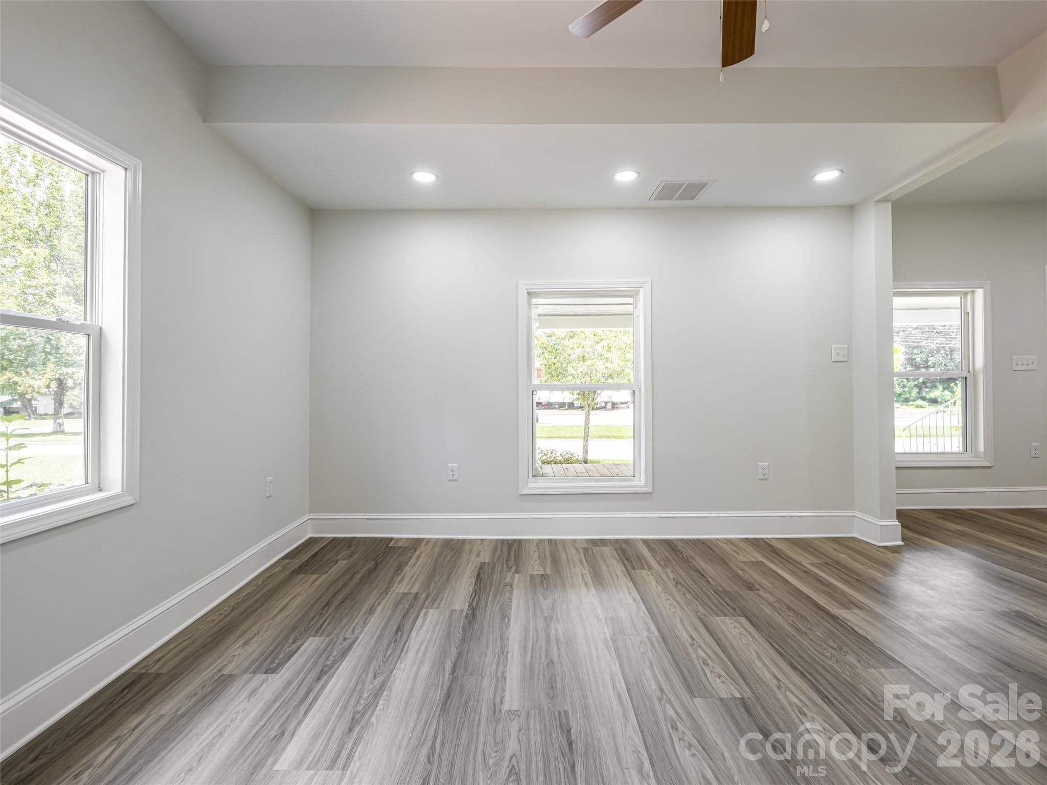 172 Reed Street Property Photo 8