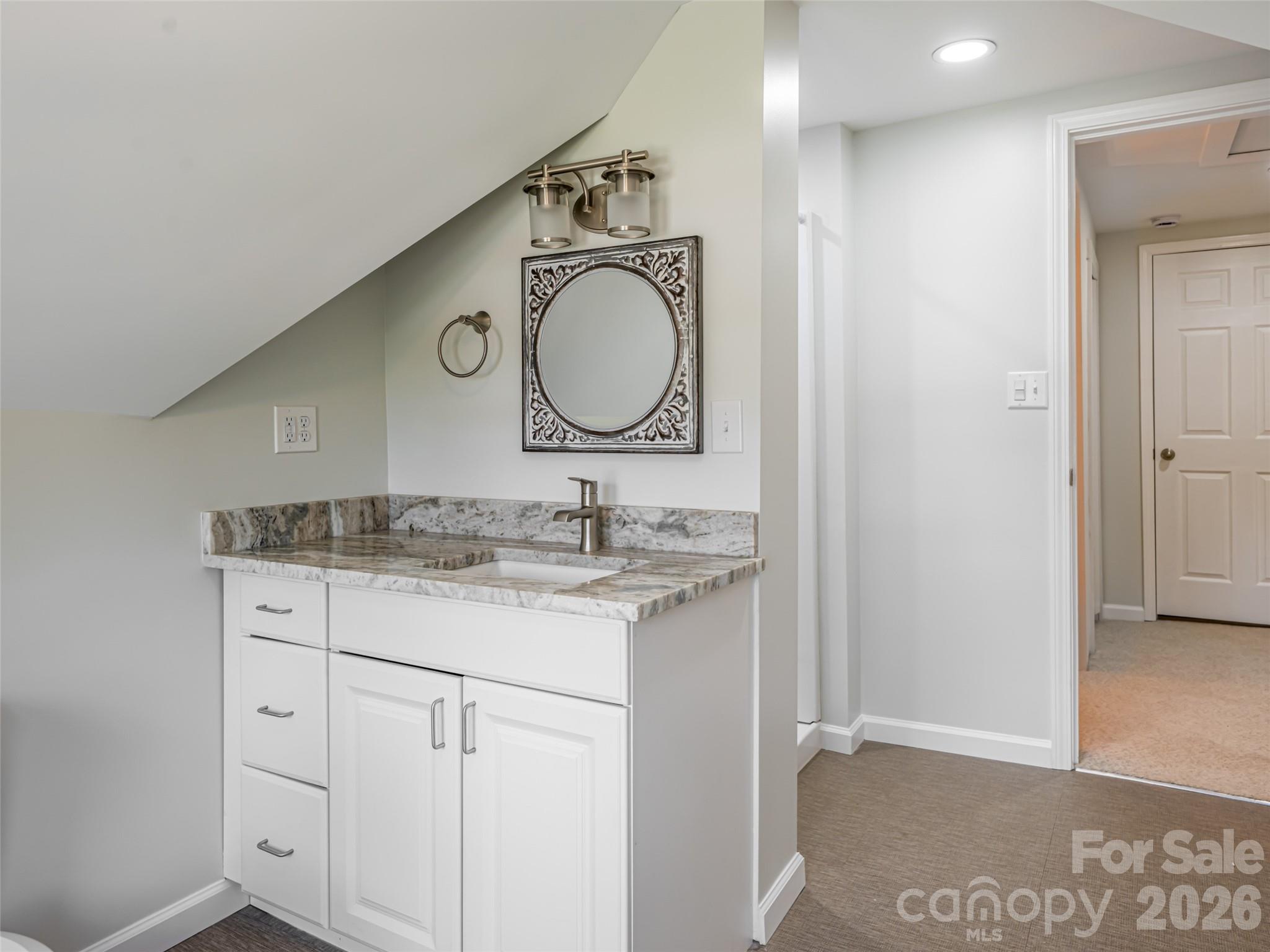 172 Reed Street Property Photo 27