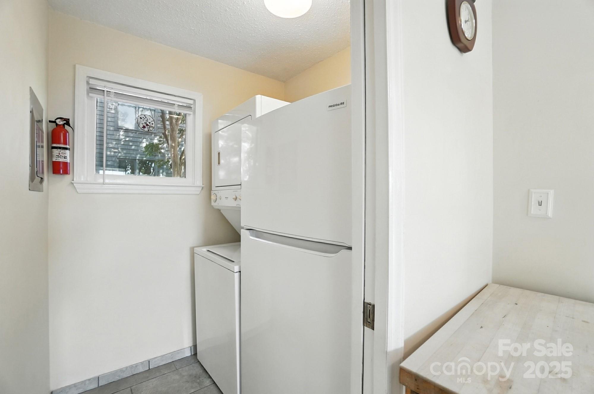 9031 Jm Keynes Drive 56 Property Photo 10