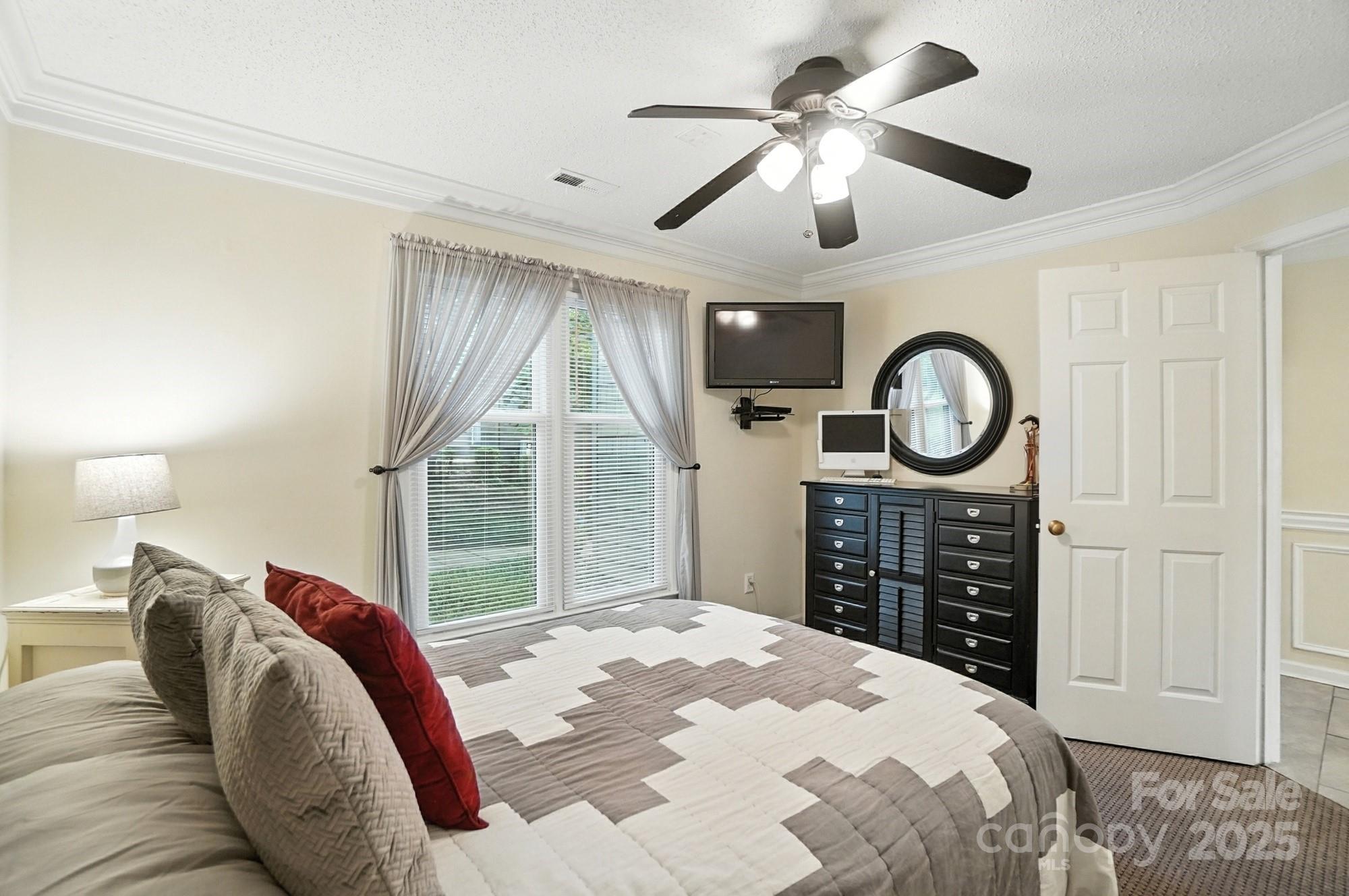 9031 Jm Keynes Drive 56 Property Photo 27