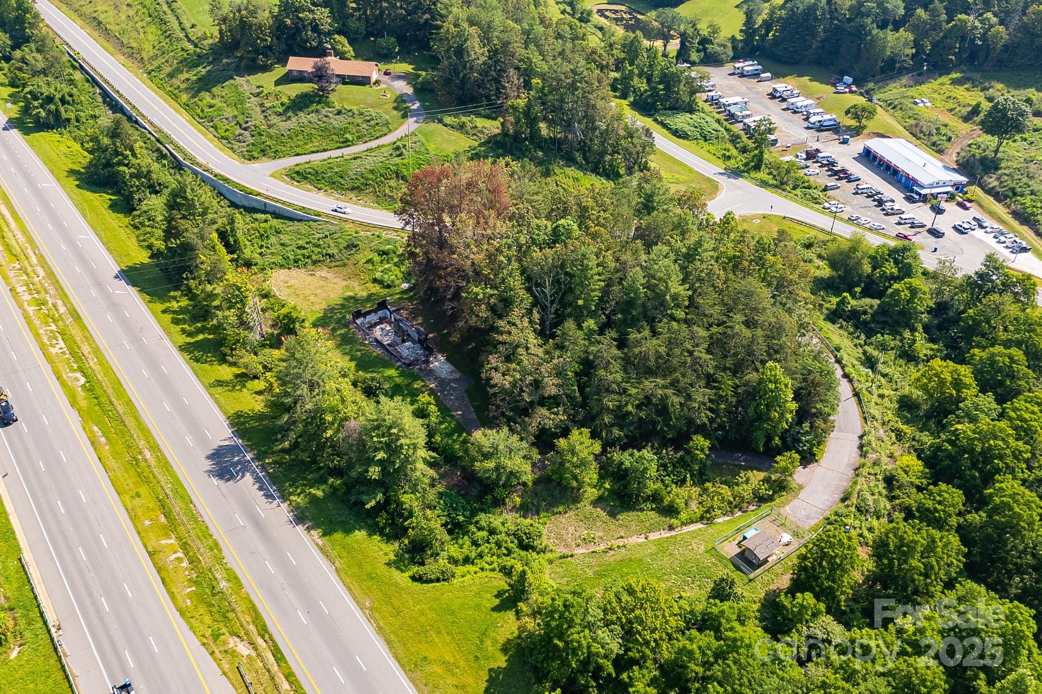1672 Crossroads Parkway Property Photo 19