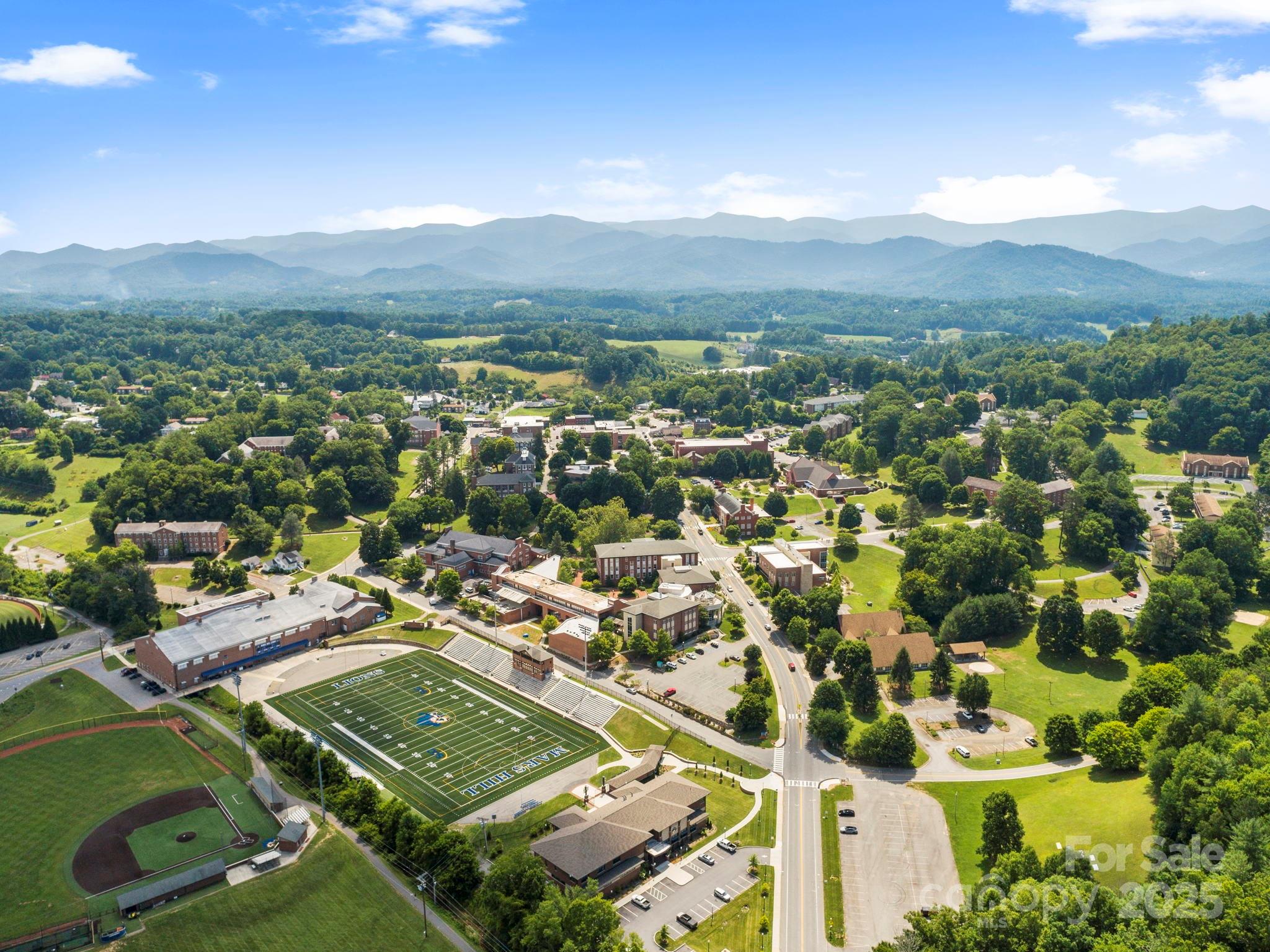 1672 Crossroads Parkway Property Photo 24