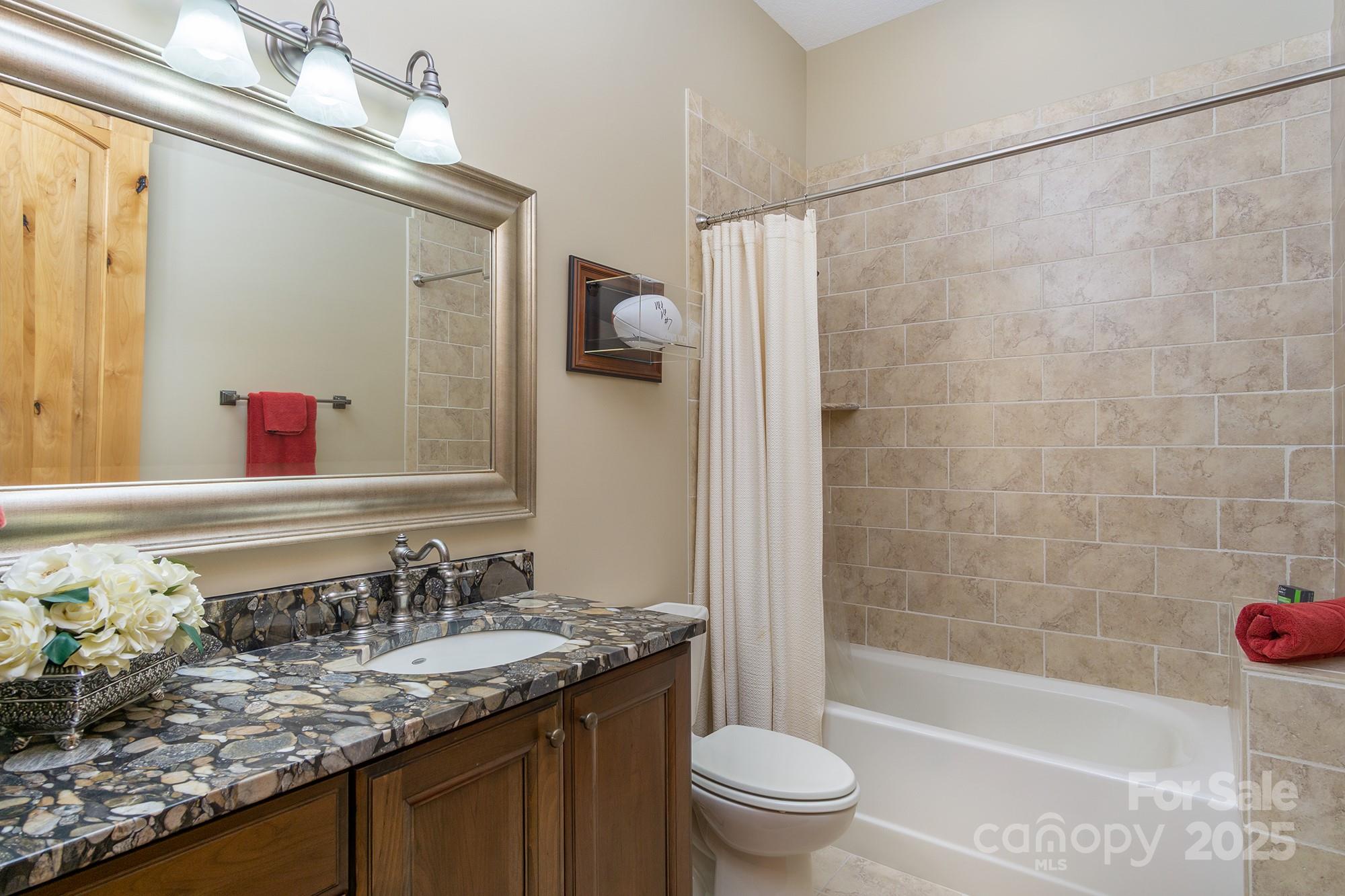 596 N Ridge Runner Road Property Photo 29
