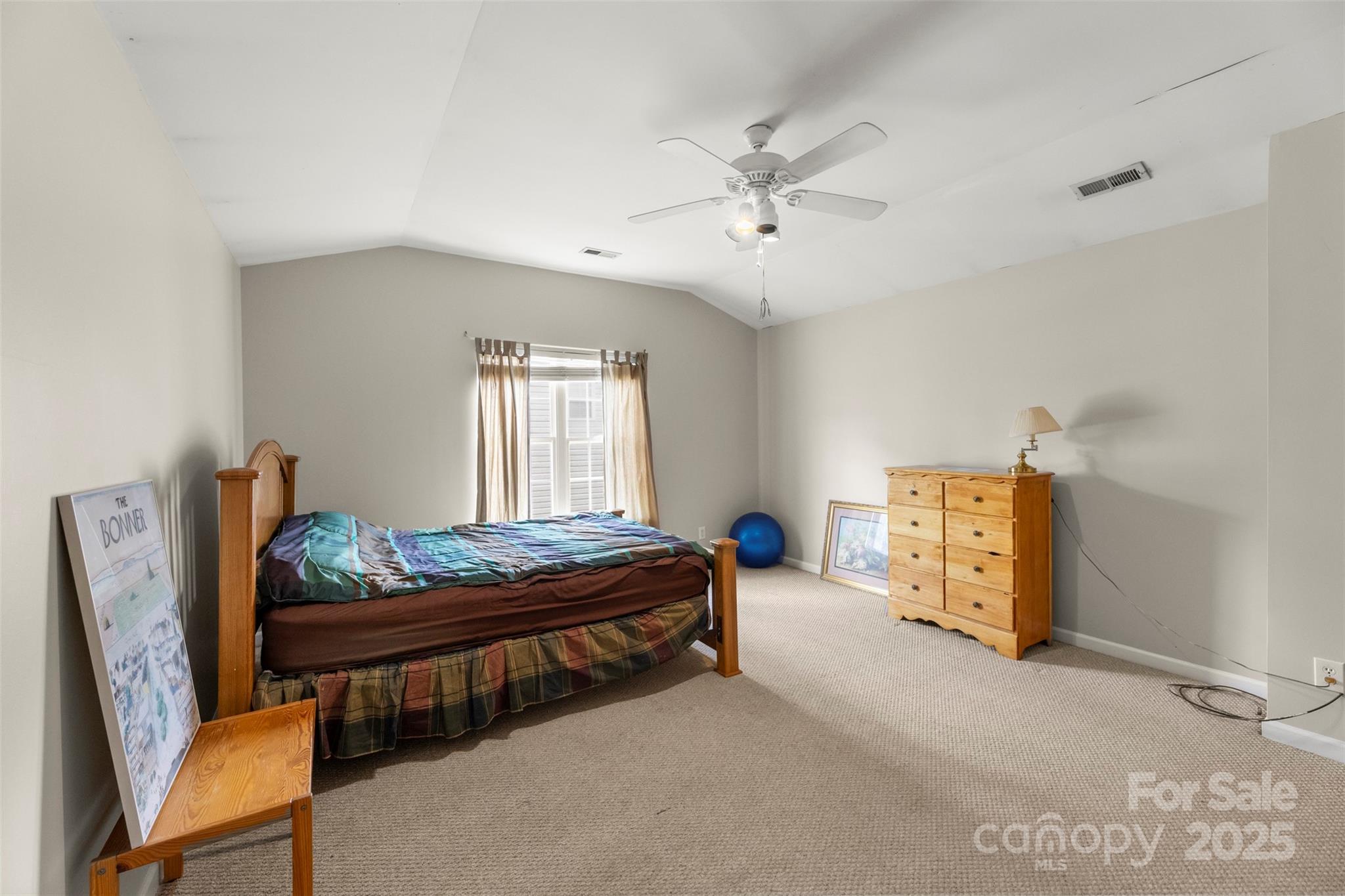 17240 Georgian Hall Drive Property Photo 30