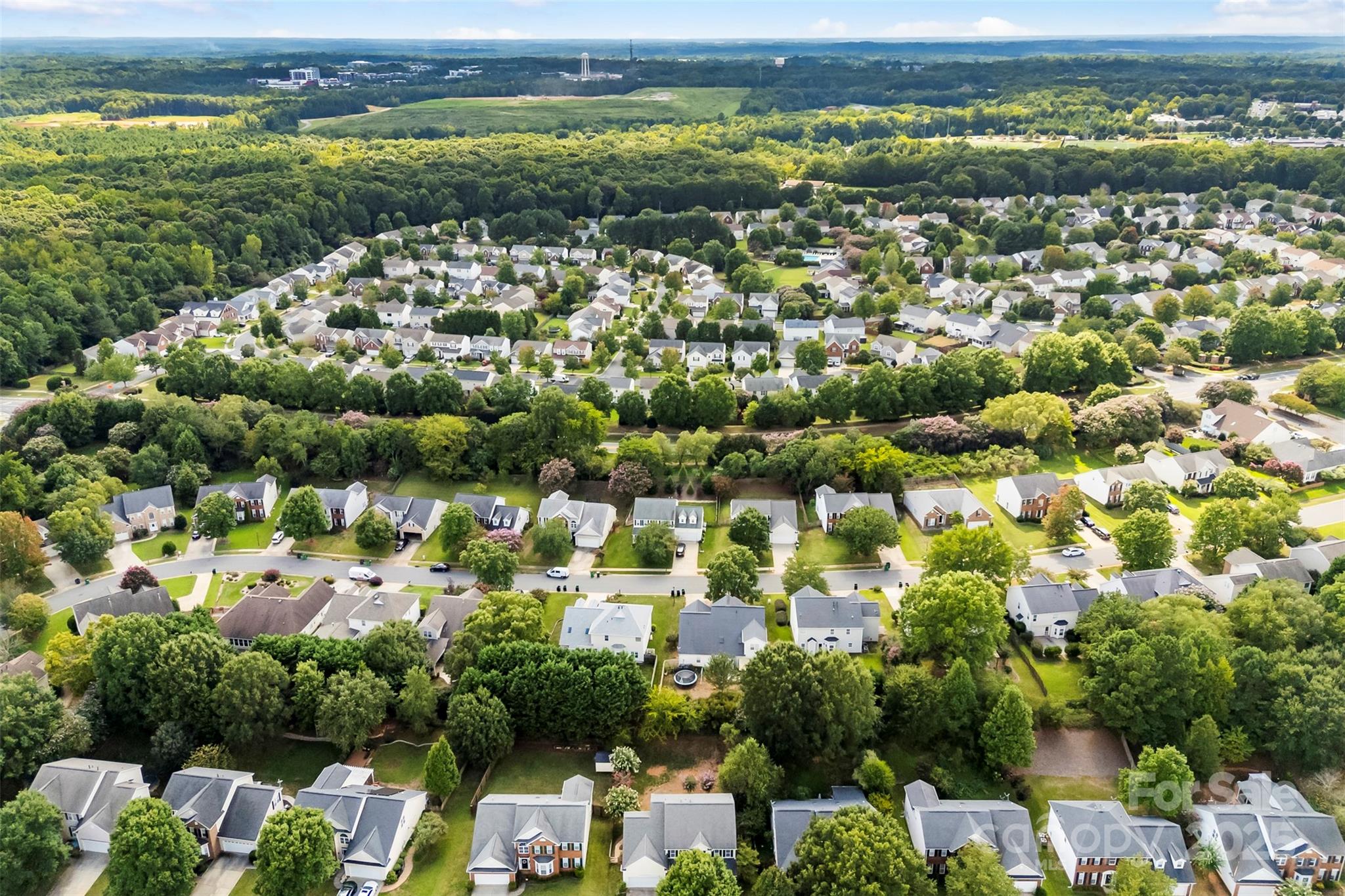 17240 Georgian Hall Drive Property Photo 43
