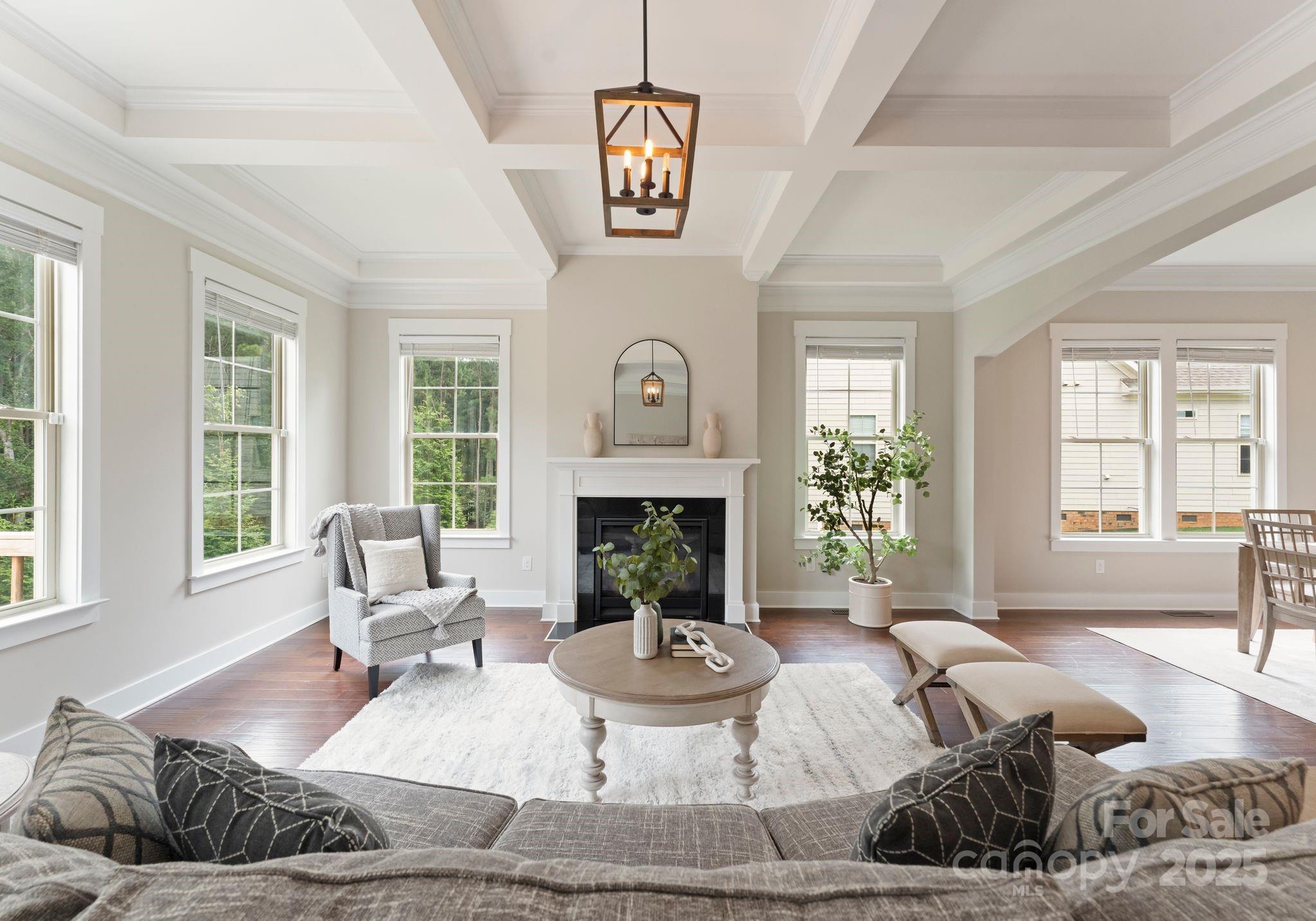 676 Kenway Loop Property Photo 13