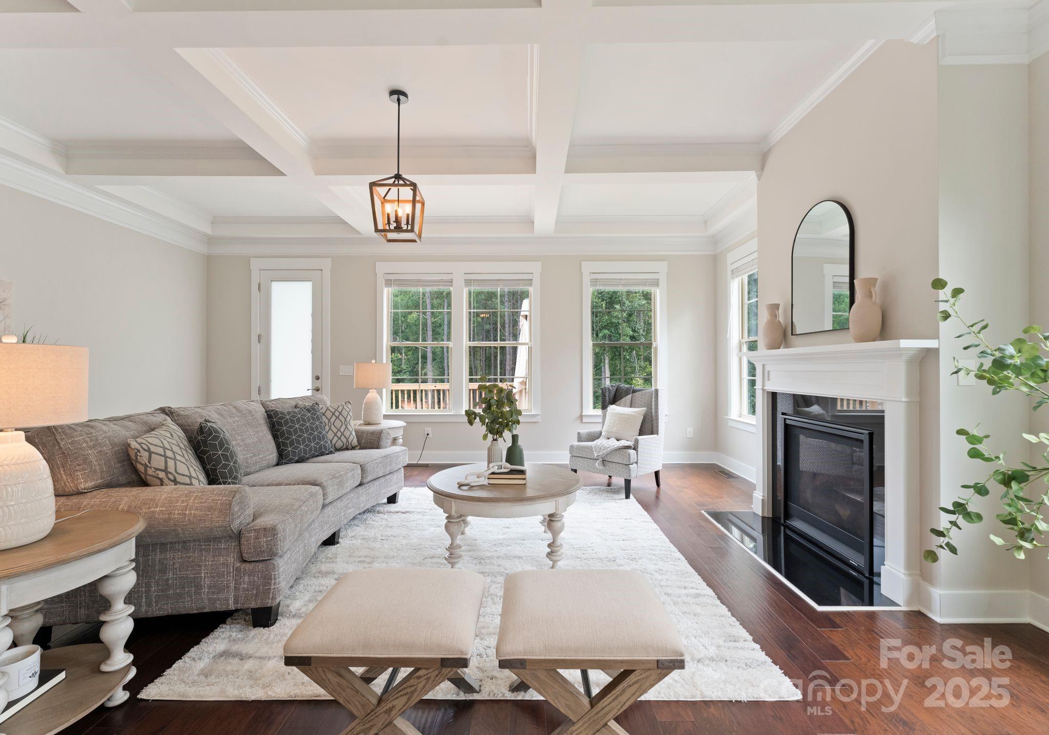 676 Kenway Loop Property Photo 14