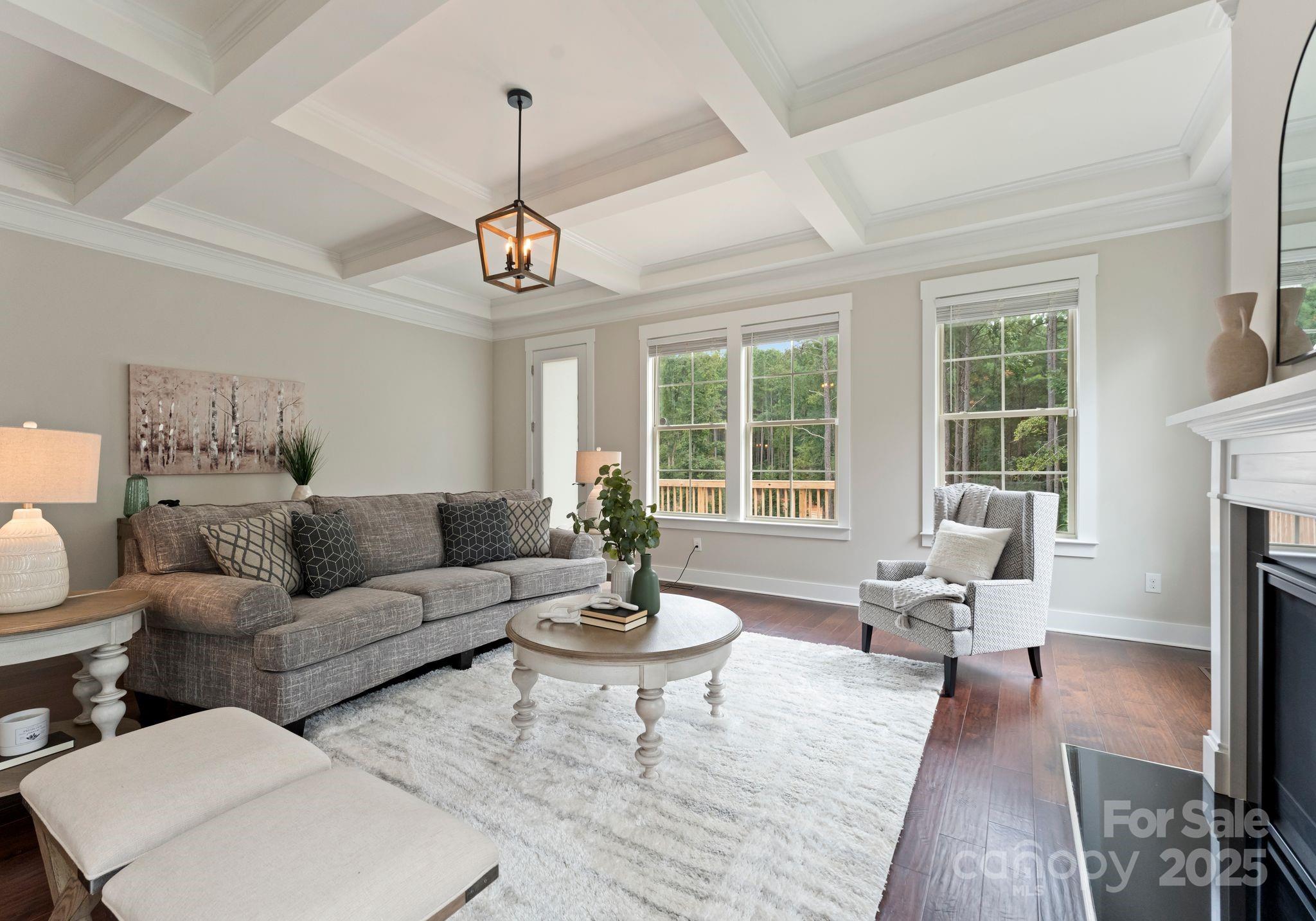 676 Kenway Loop Property Photo 15