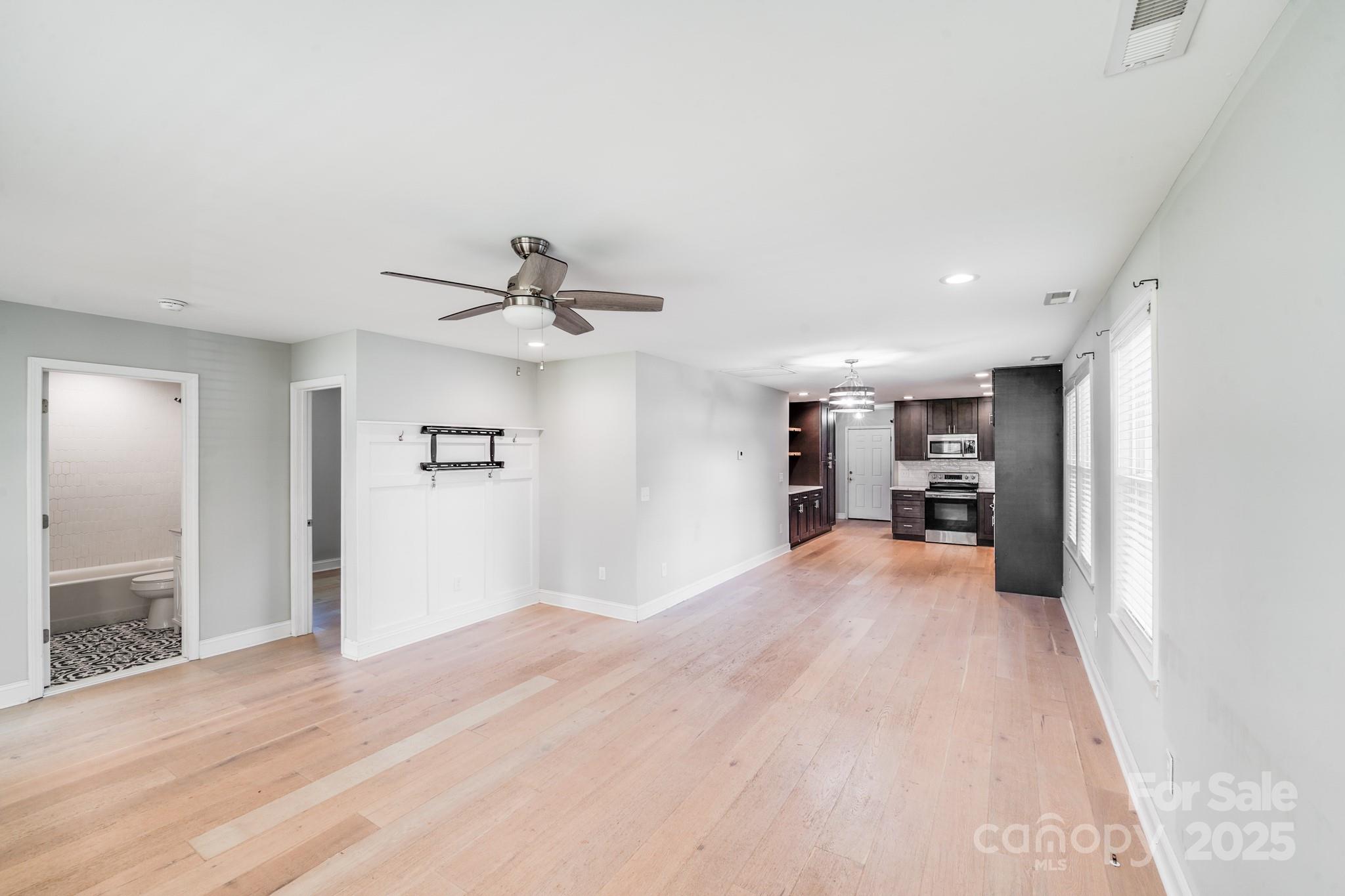 114 W Lee Avenue Property Photo 11