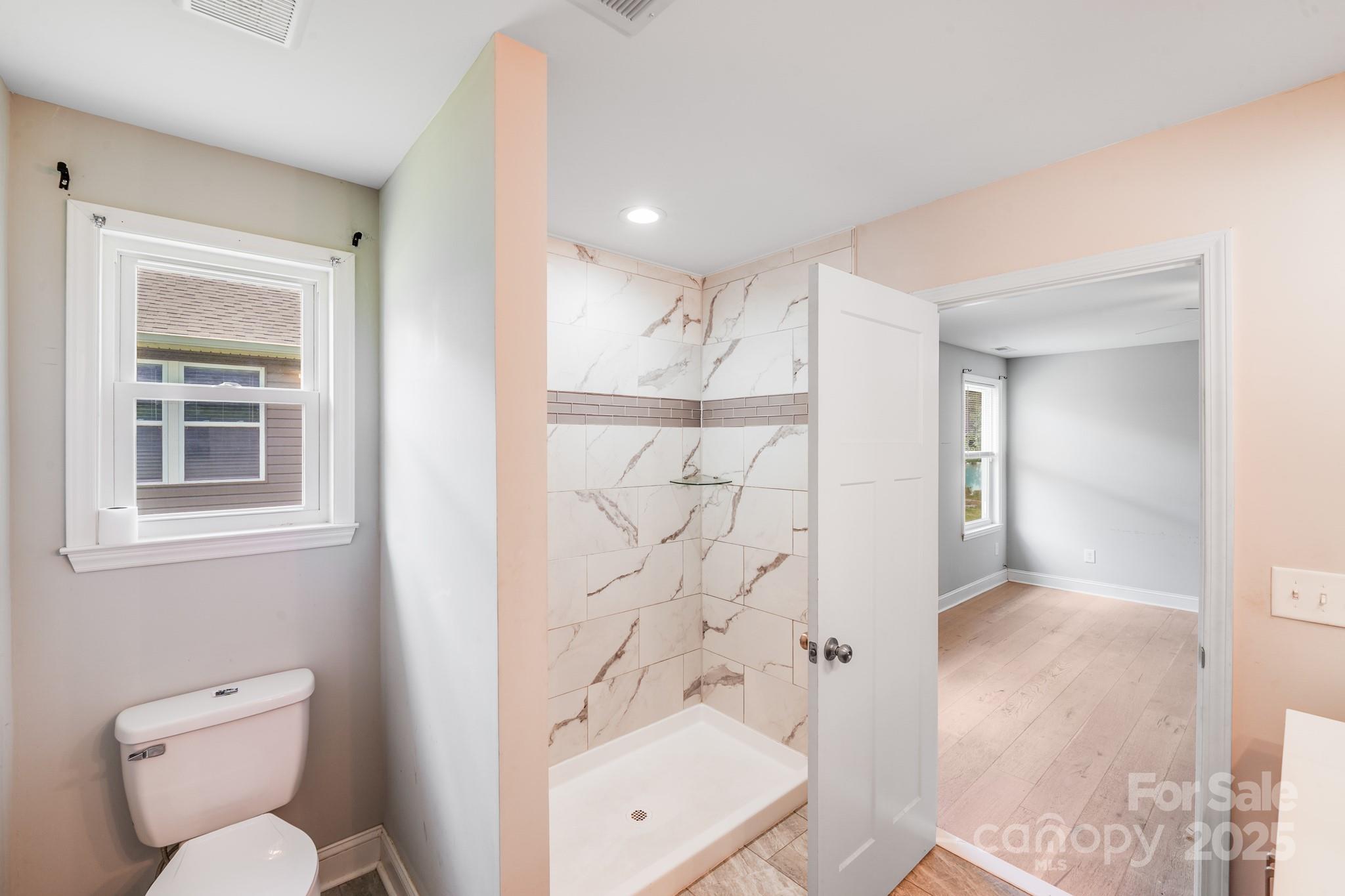 114 W Lee Avenue Property Photo 21