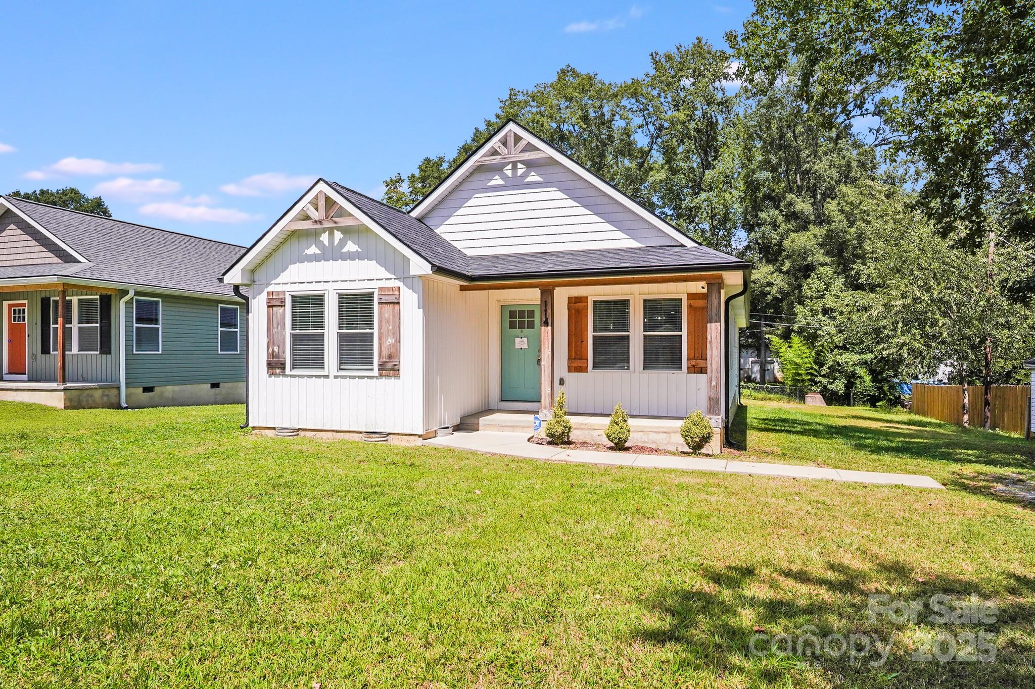 114 W Lee Avenue Property Photo 27