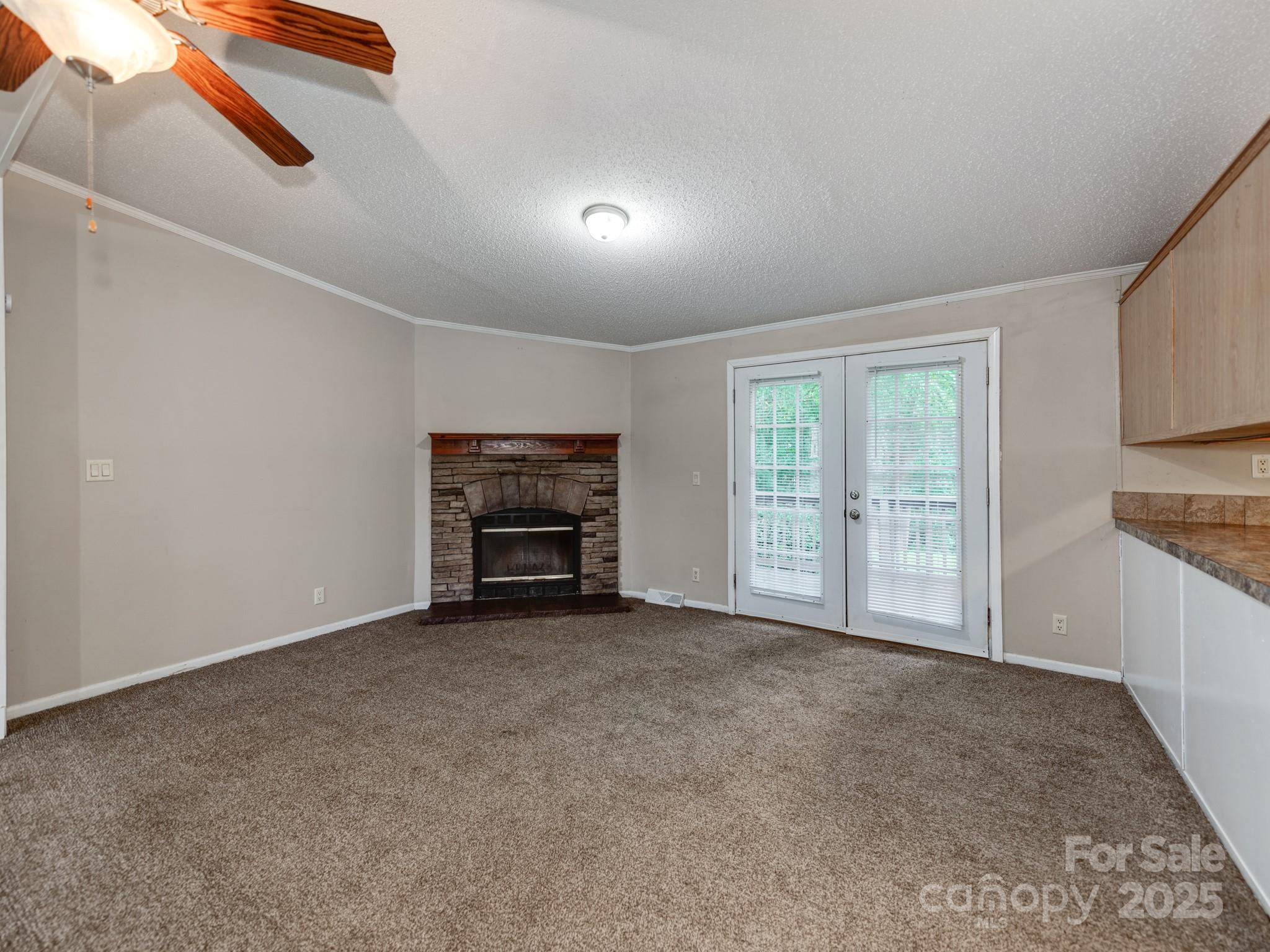 260 Westen Acres Drive Property Photo 8