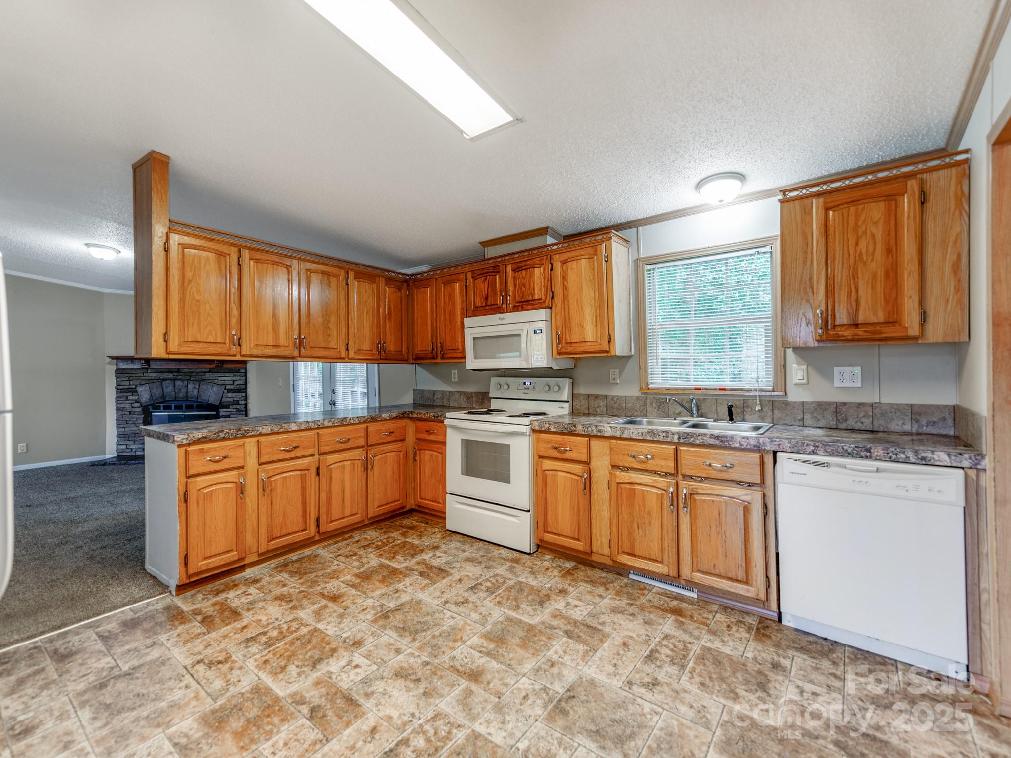 260 Westen Acres Drive Property Photo 10