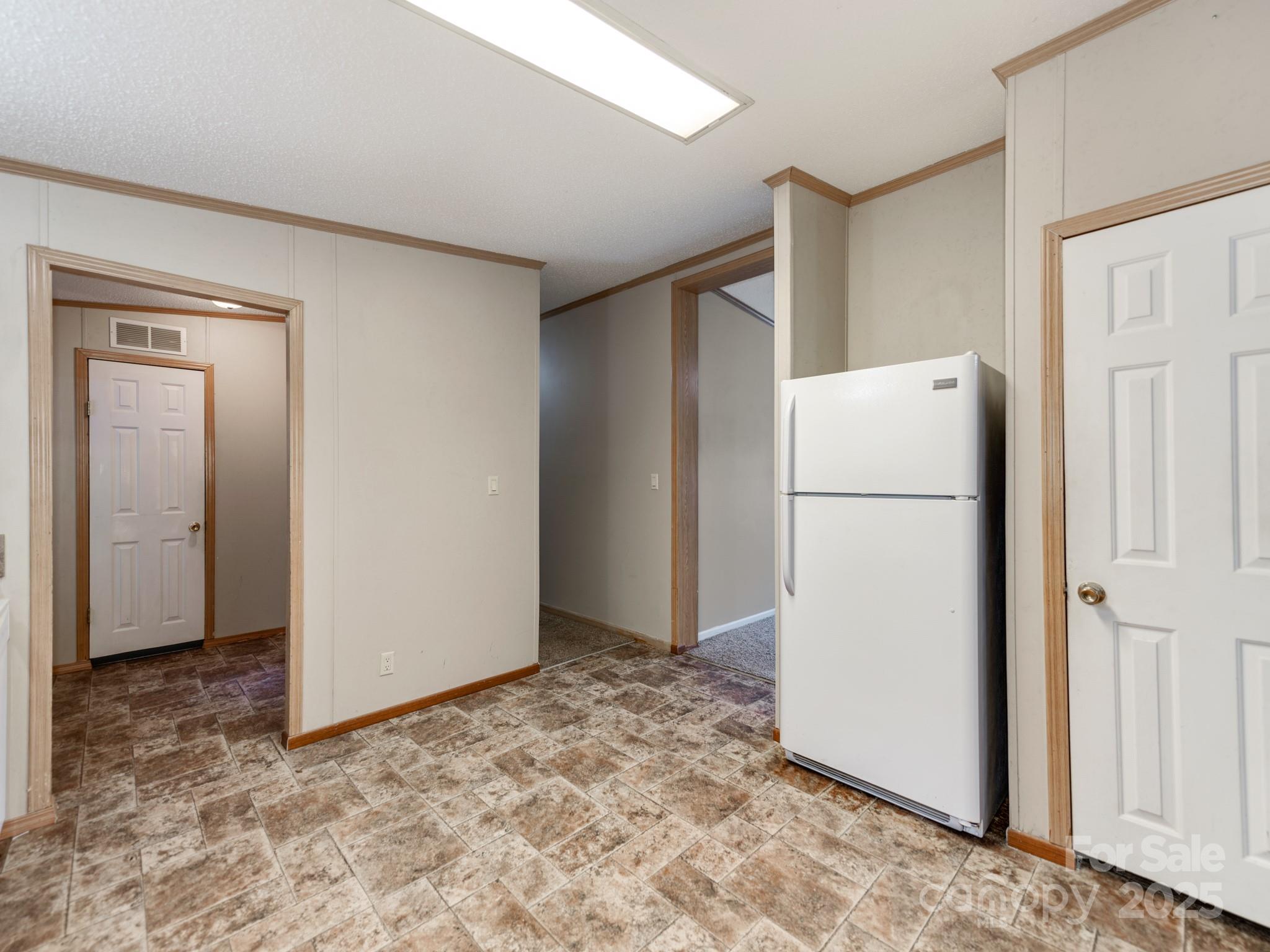 260 Westen Acres Drive Property Photo 12