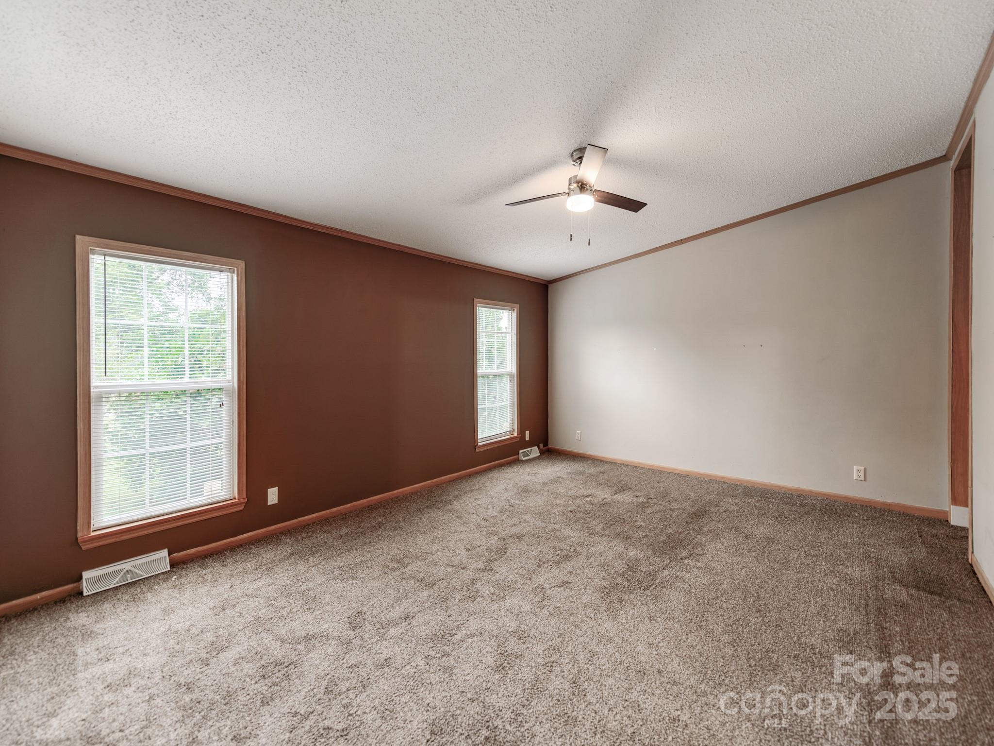 260 Westen Acres Drive Property Photo 14