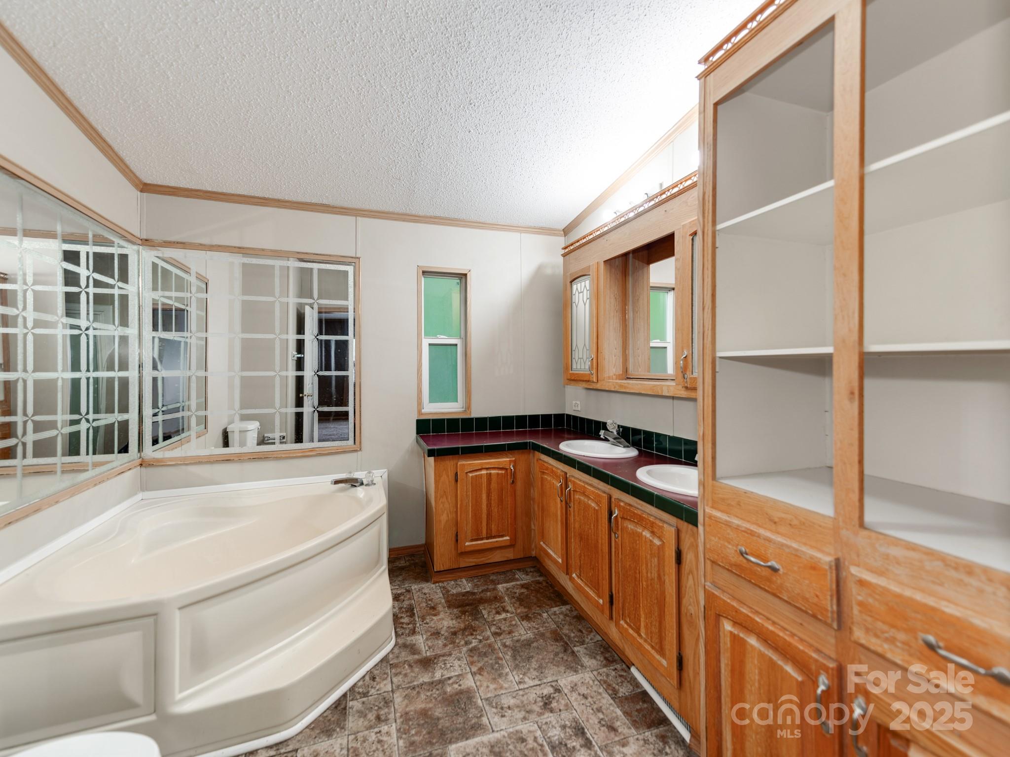 260 Westen Acres Drive Property Photo 17