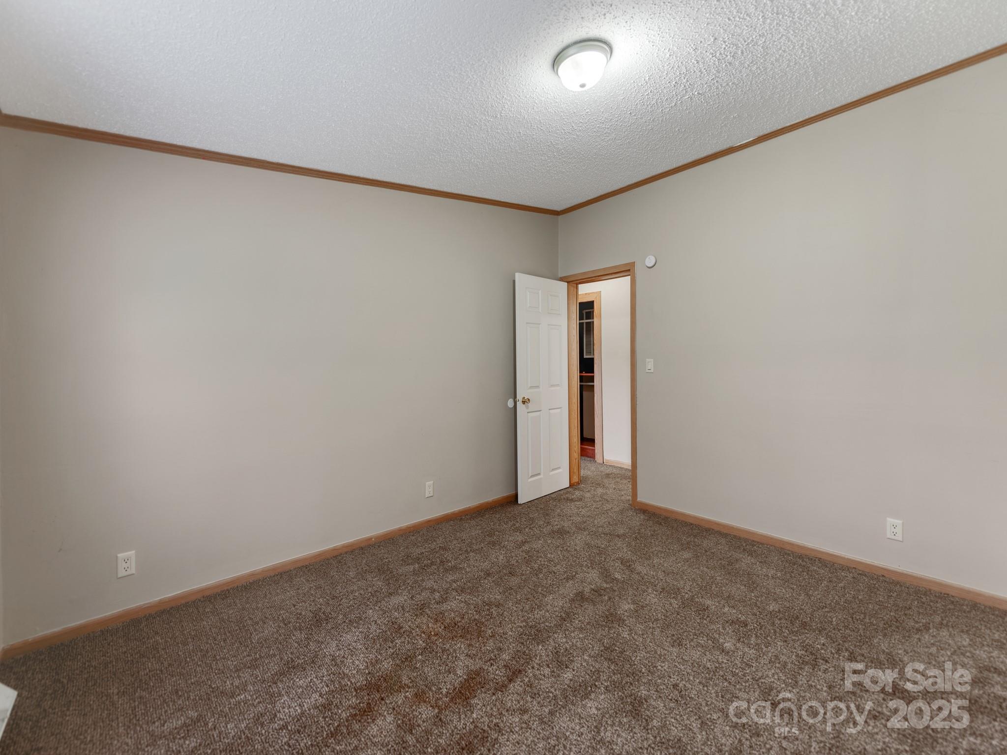 260 Westen Acres Drive Property Photo 22