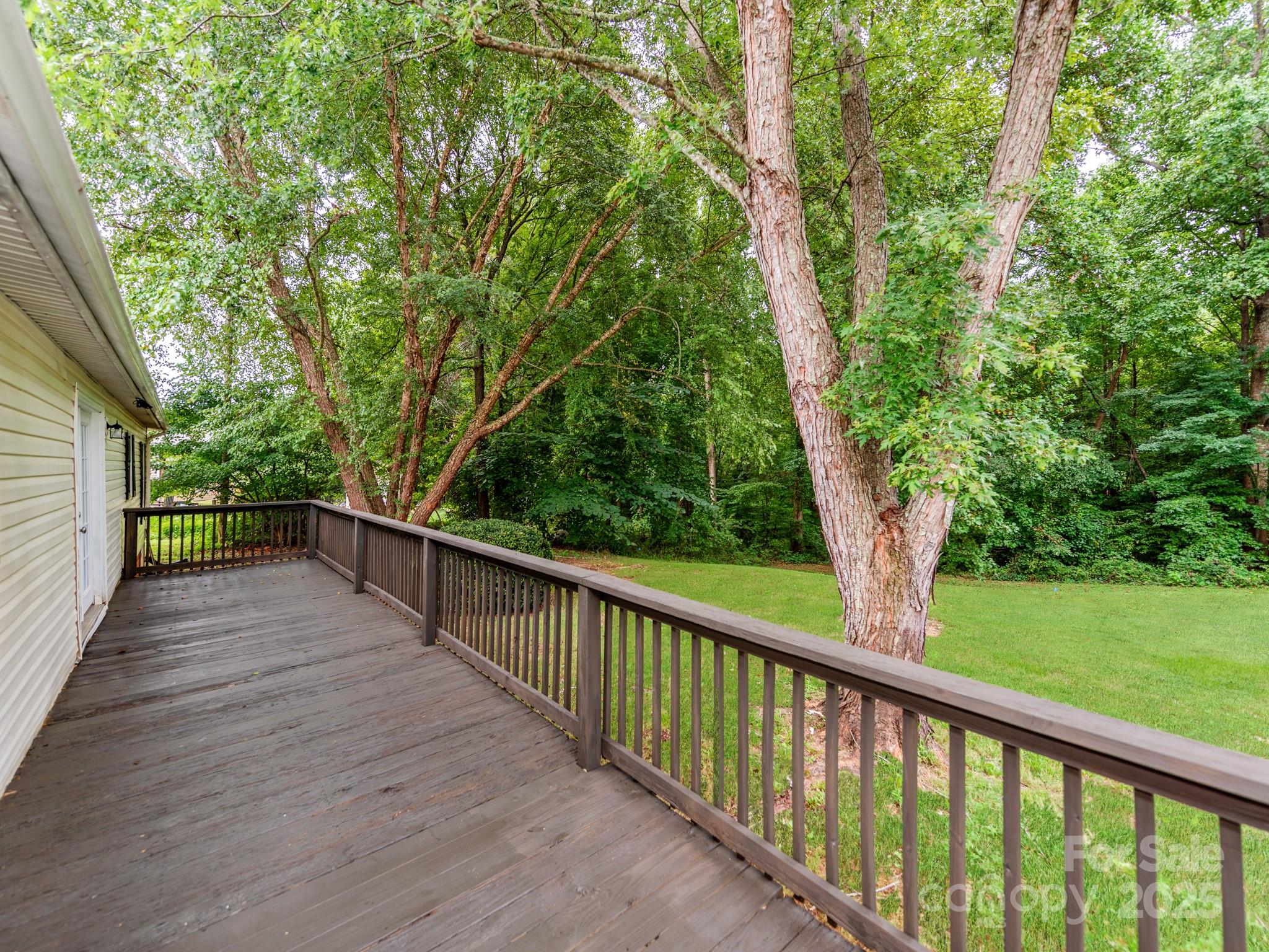 260 Westen Acres Drive Property Photo 29