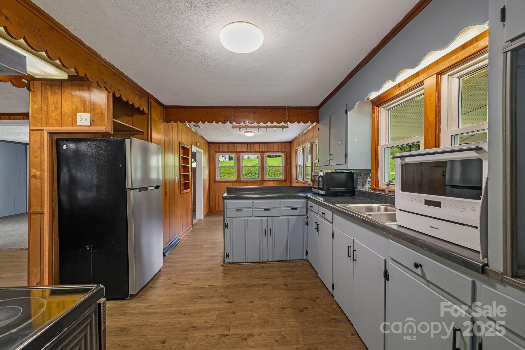 8171 Sugar Hill Road Property Photo 4