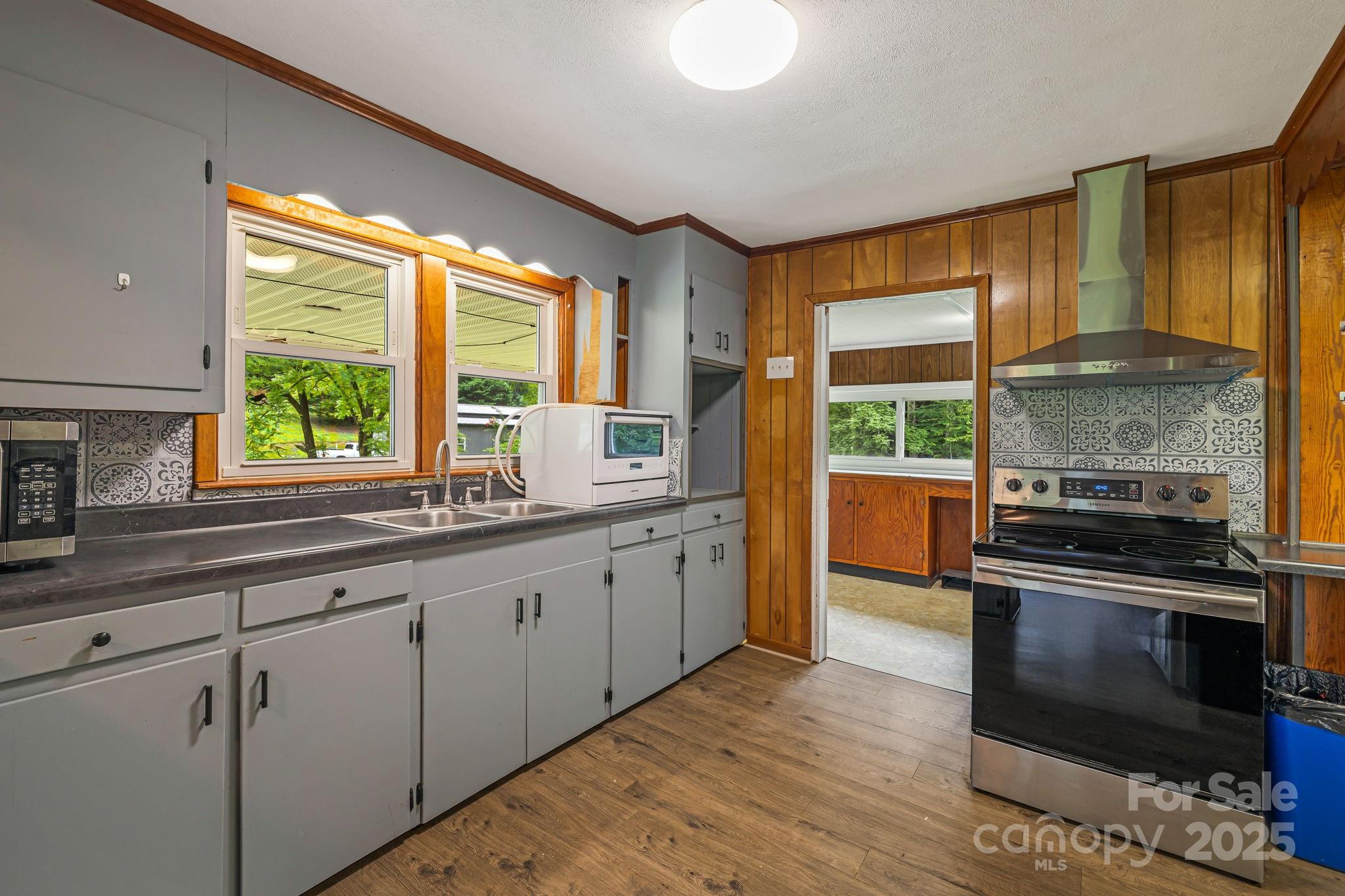 8171 Sugar Hill Road Property Photo 5