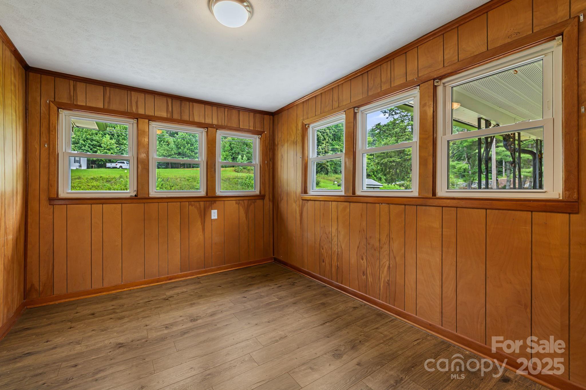 8171 Sugar Hill Road Property Photo 6