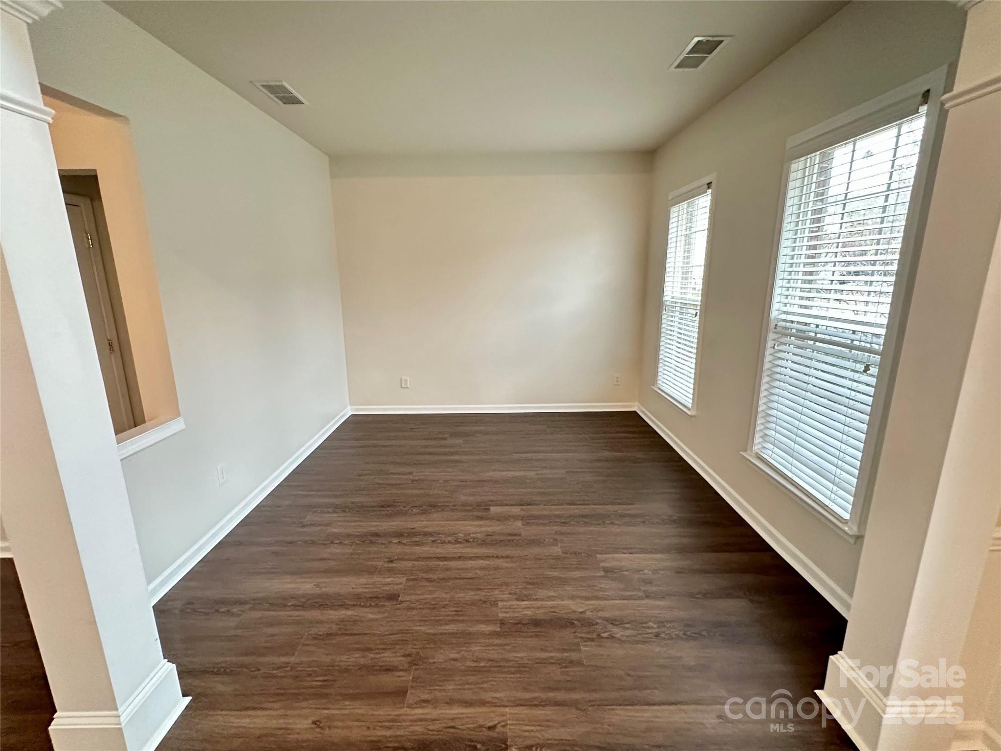 7633 Rathburn Lane Property Photo 3