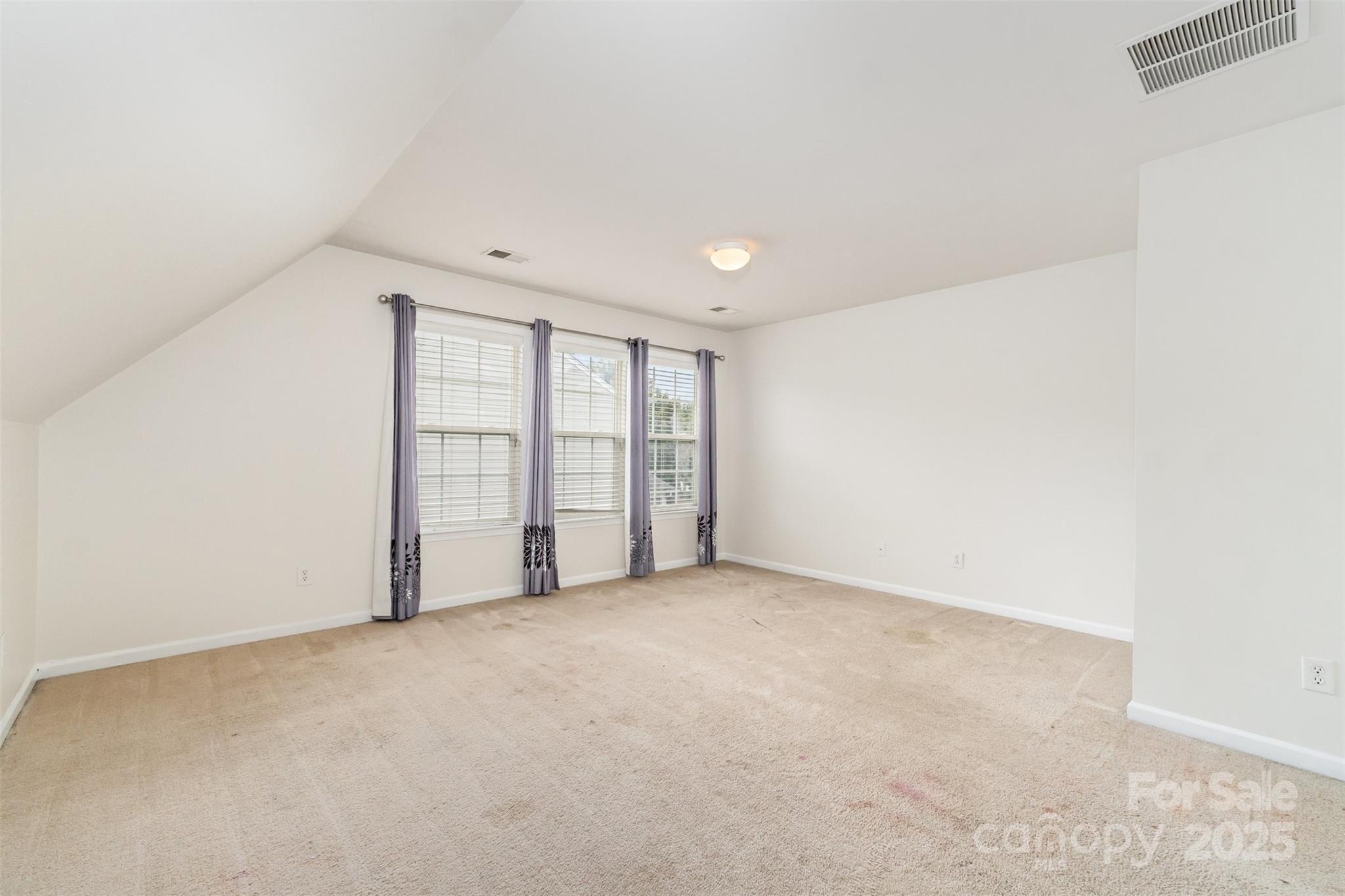 7633 Rathburn Lane Property Photo 34