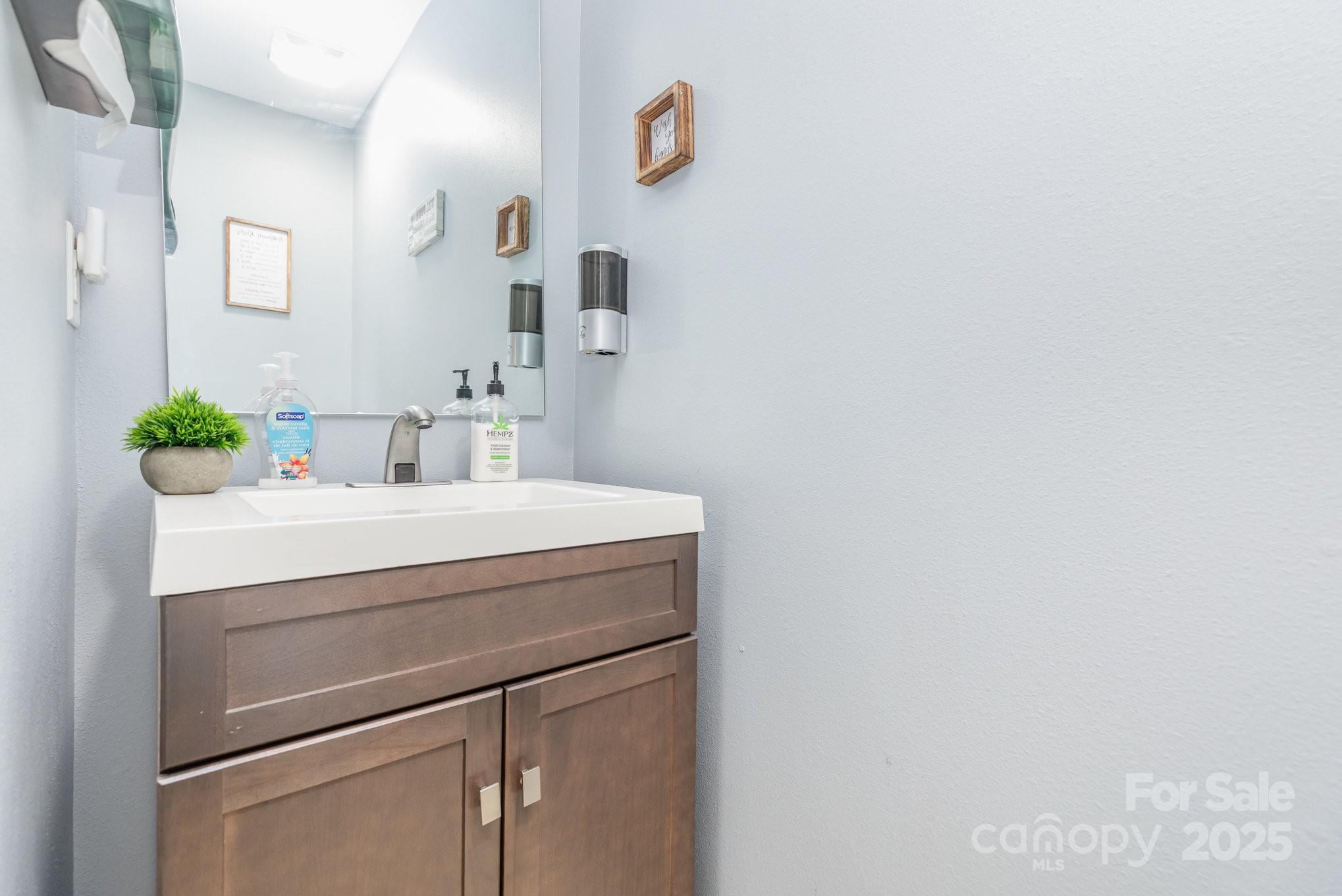 9439 Bayview Parkway Property Photo 18