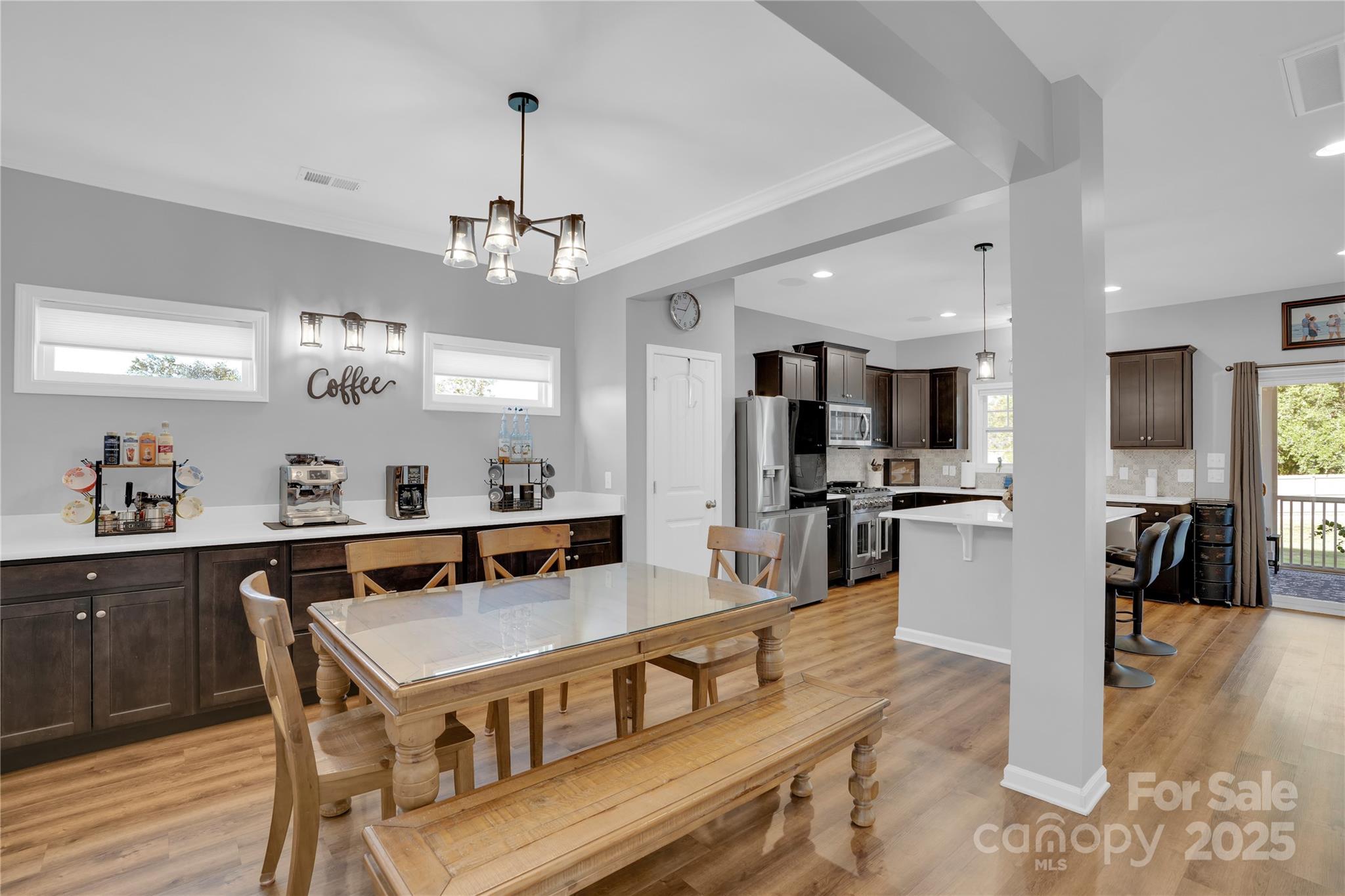 105 Madison Court Property Photo 7