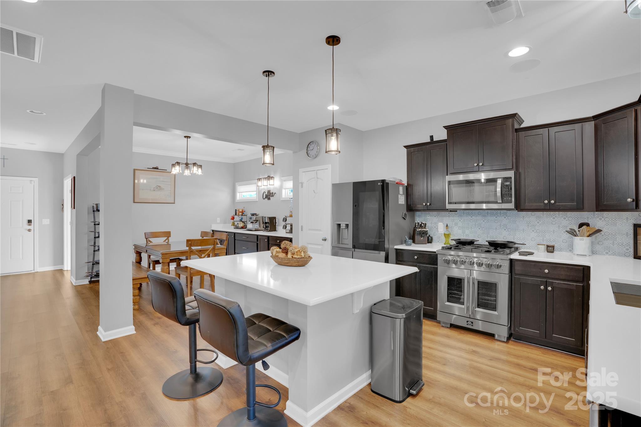 105 Madison Court Property Photo 12