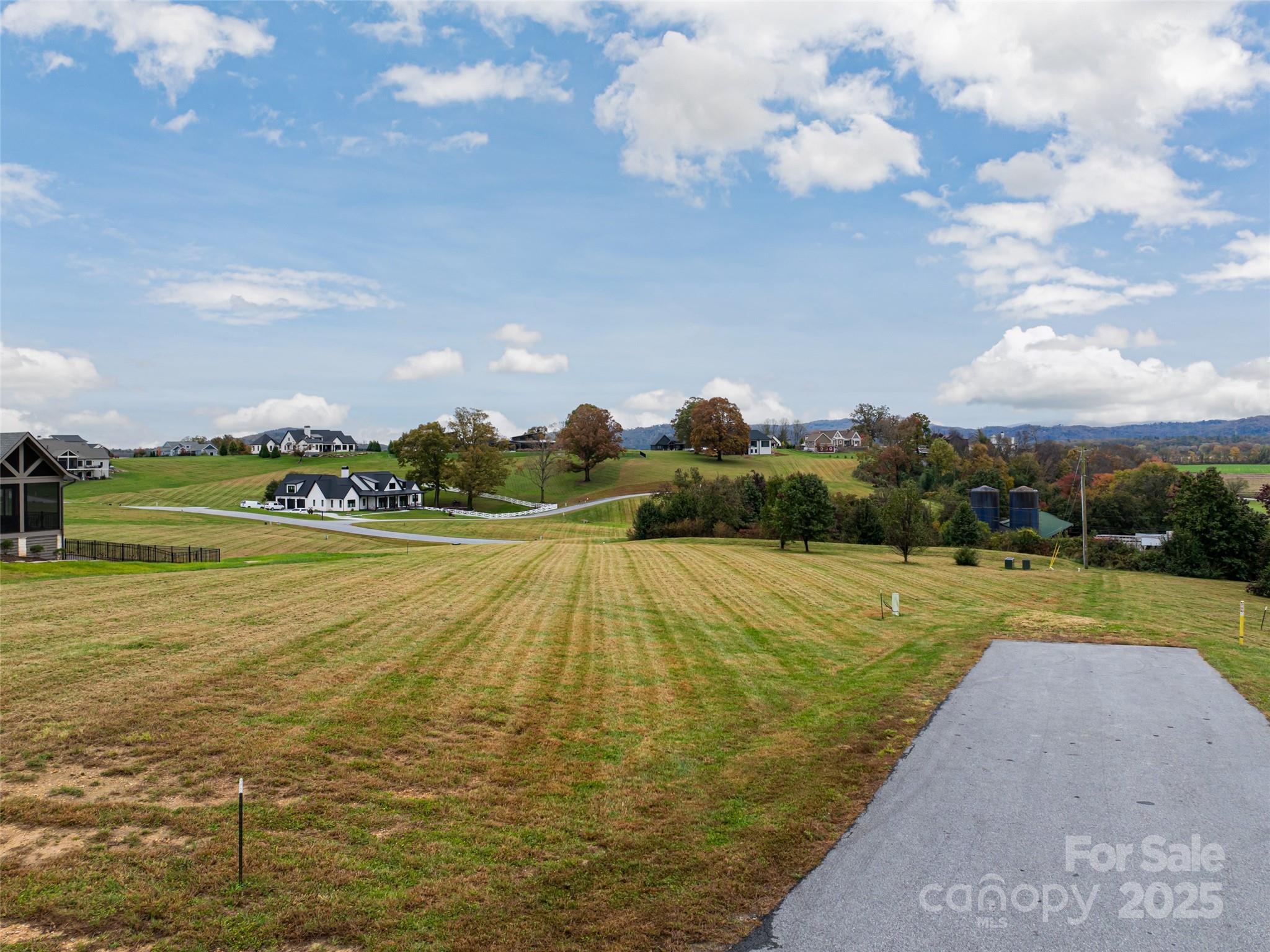 301 Majestic Ridge Road 57 Property Photo 25