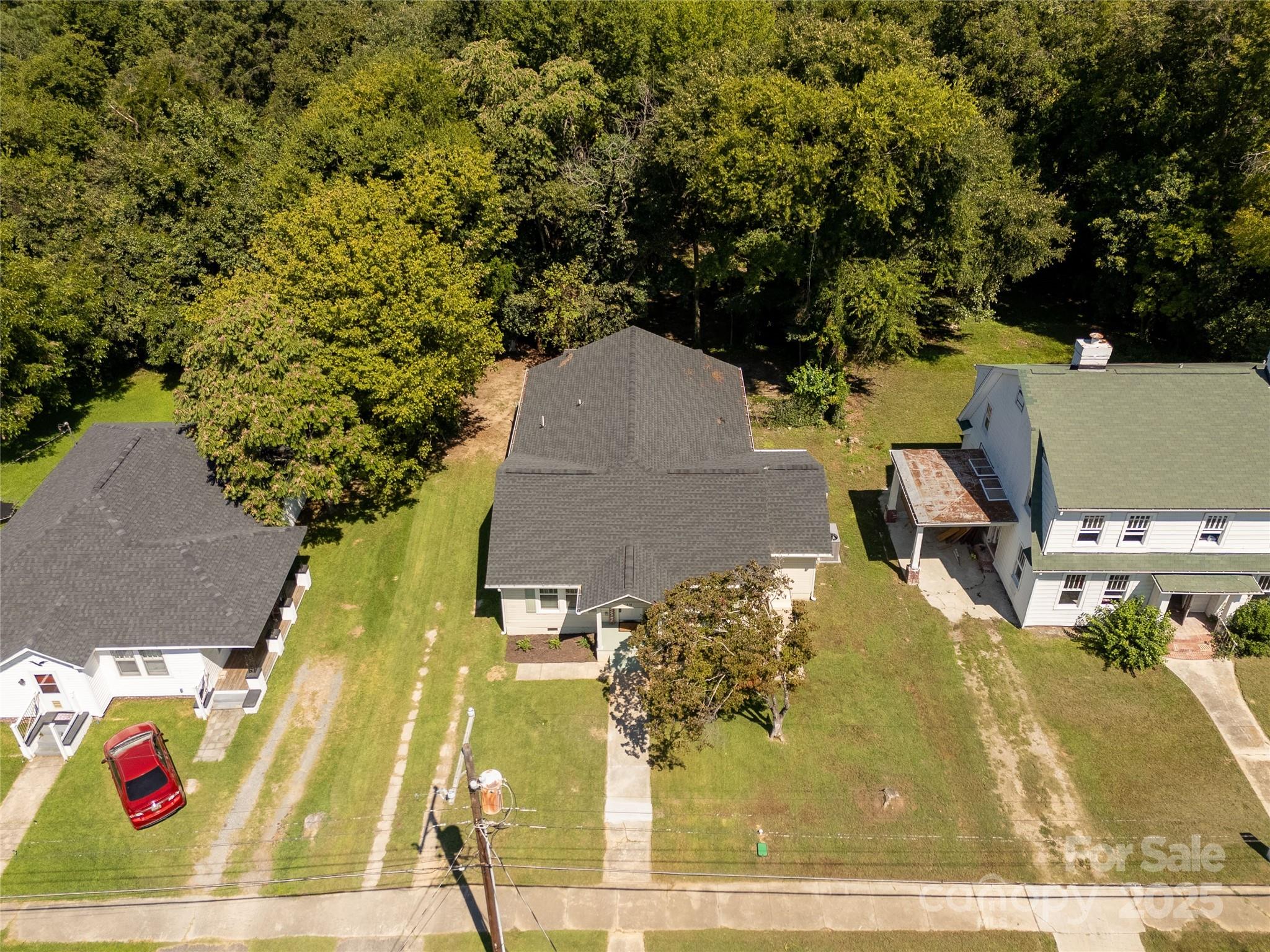 310 Elm Street Property Photo 32