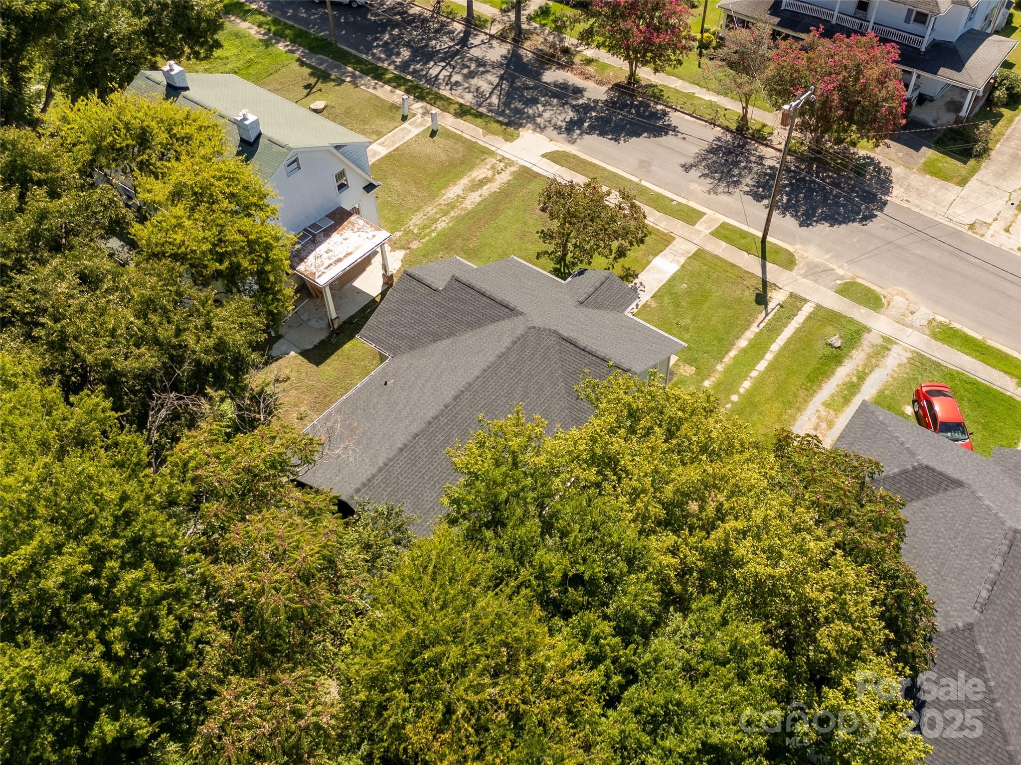 310 Elm Street Property Photo 35