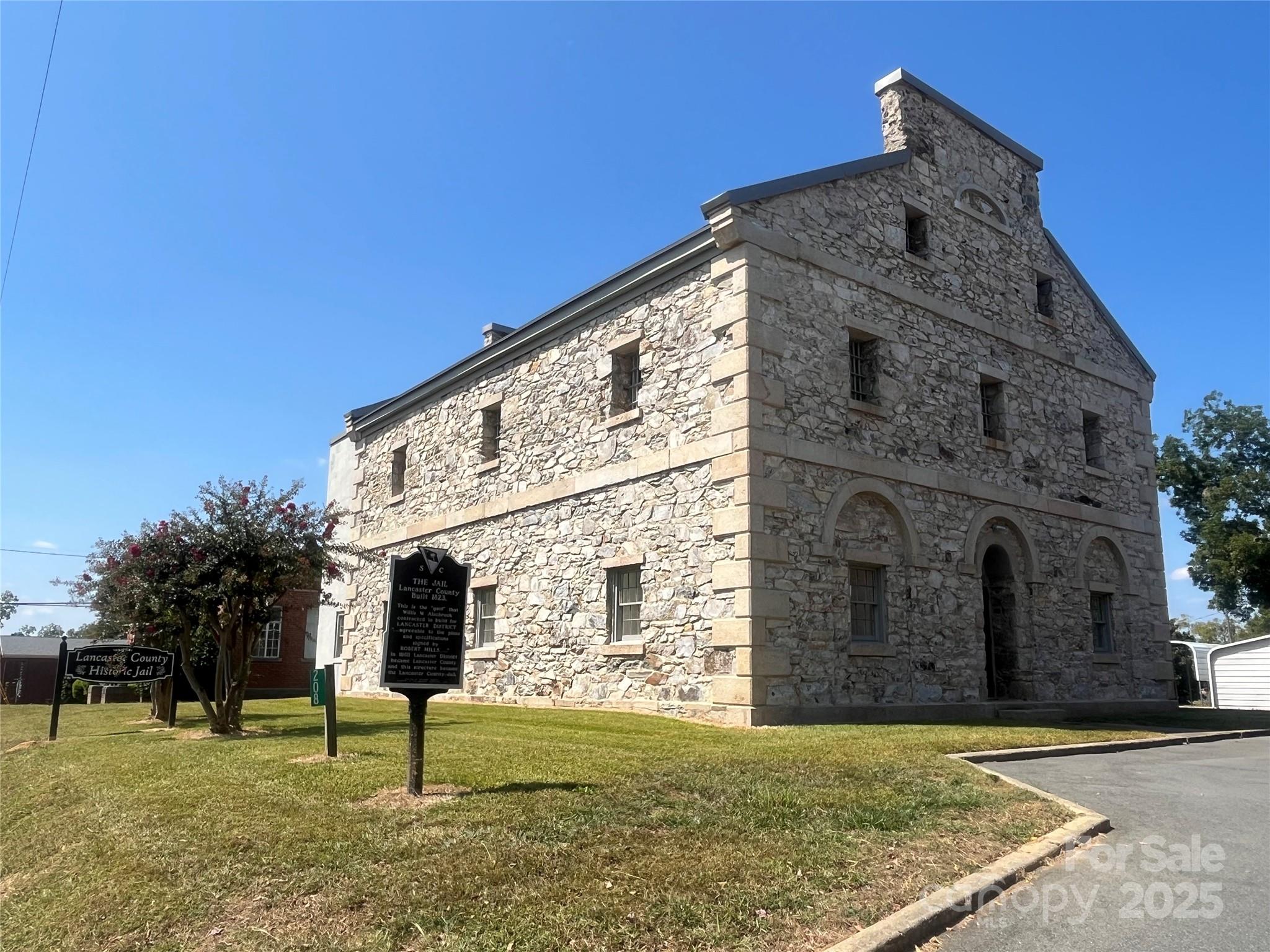 310 Elm Street Property Photo 44