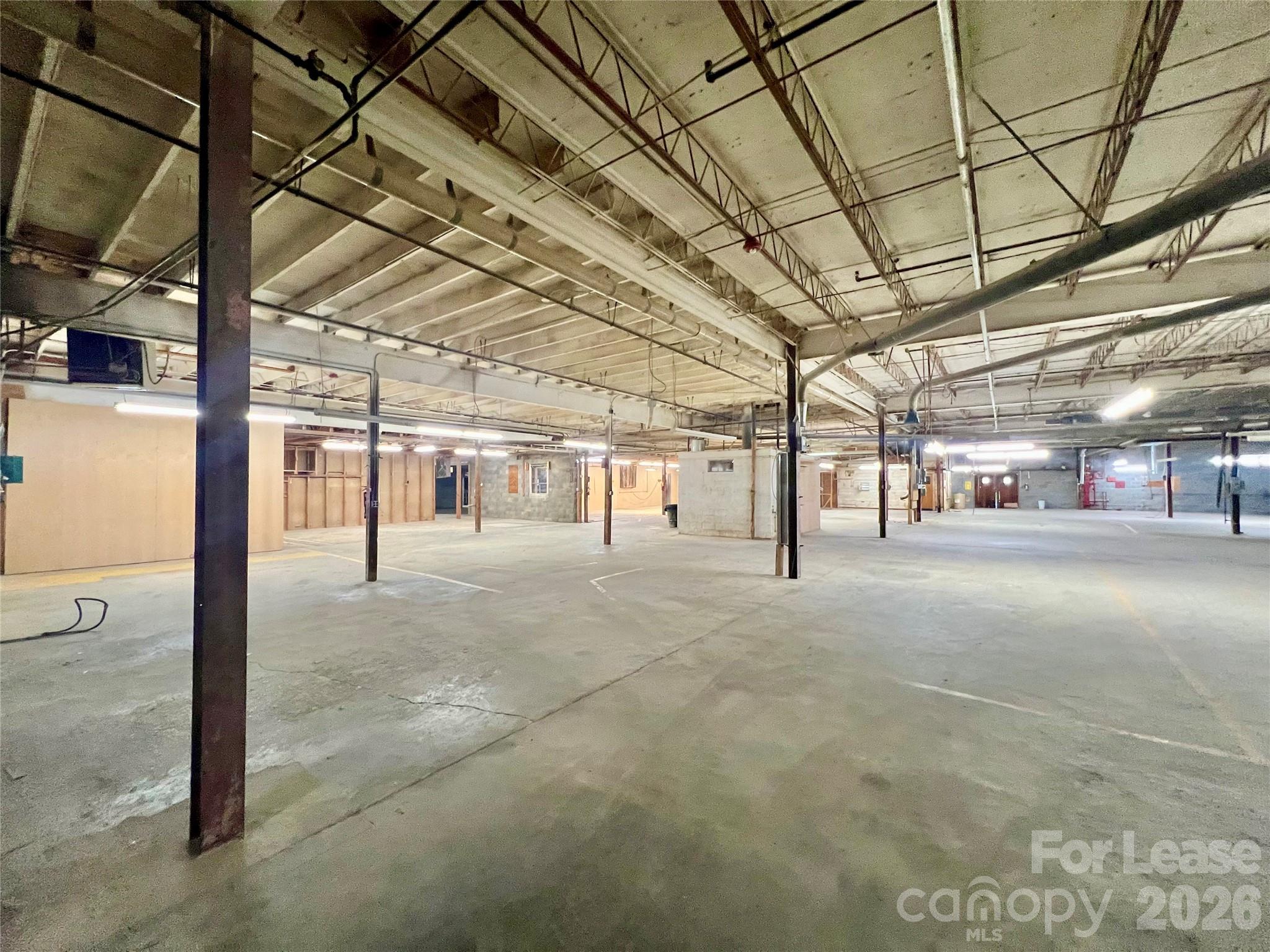 694 N Main Street Property Photo 18