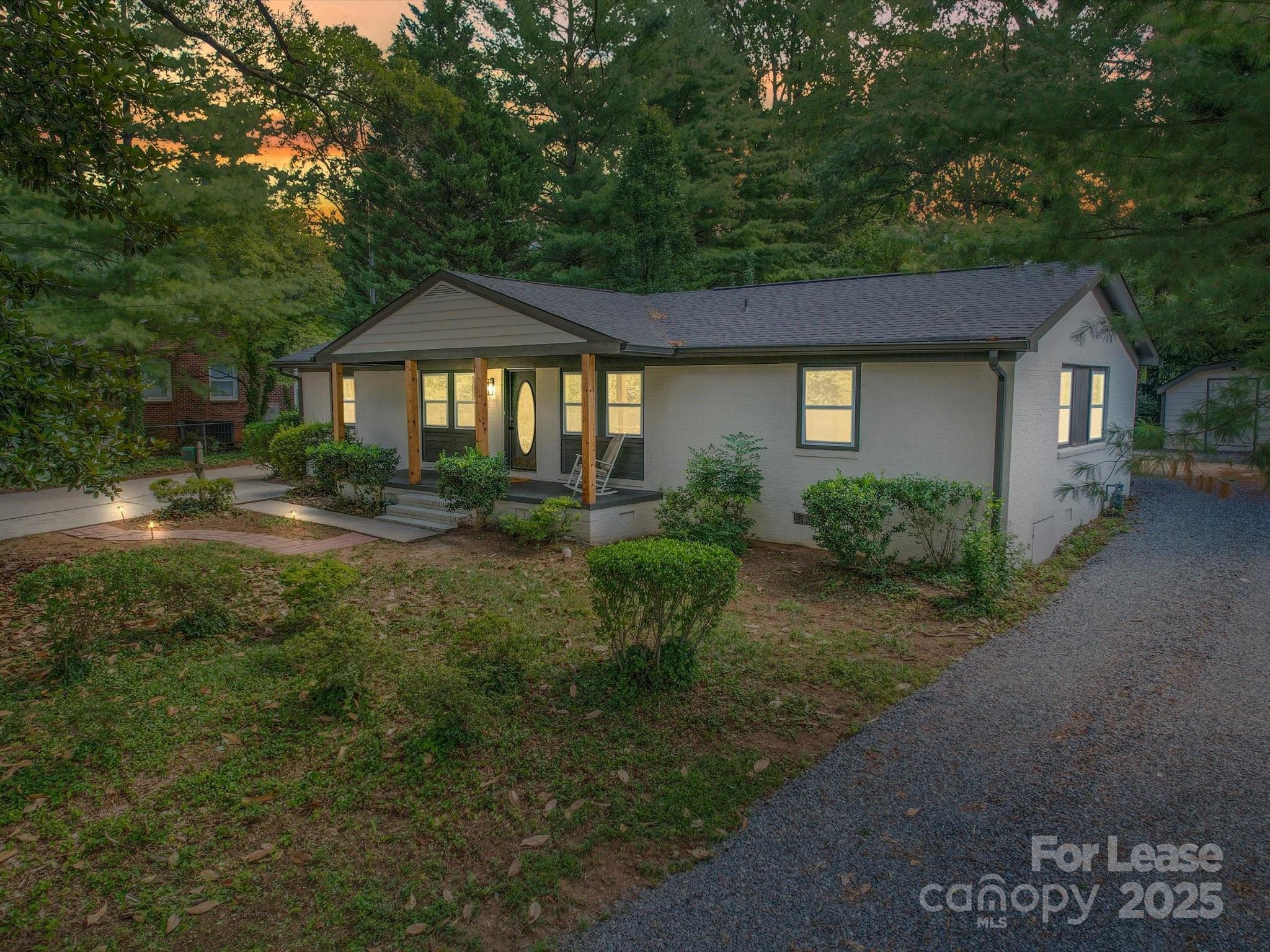 1510 Lynhurst Drive Property Photo 12