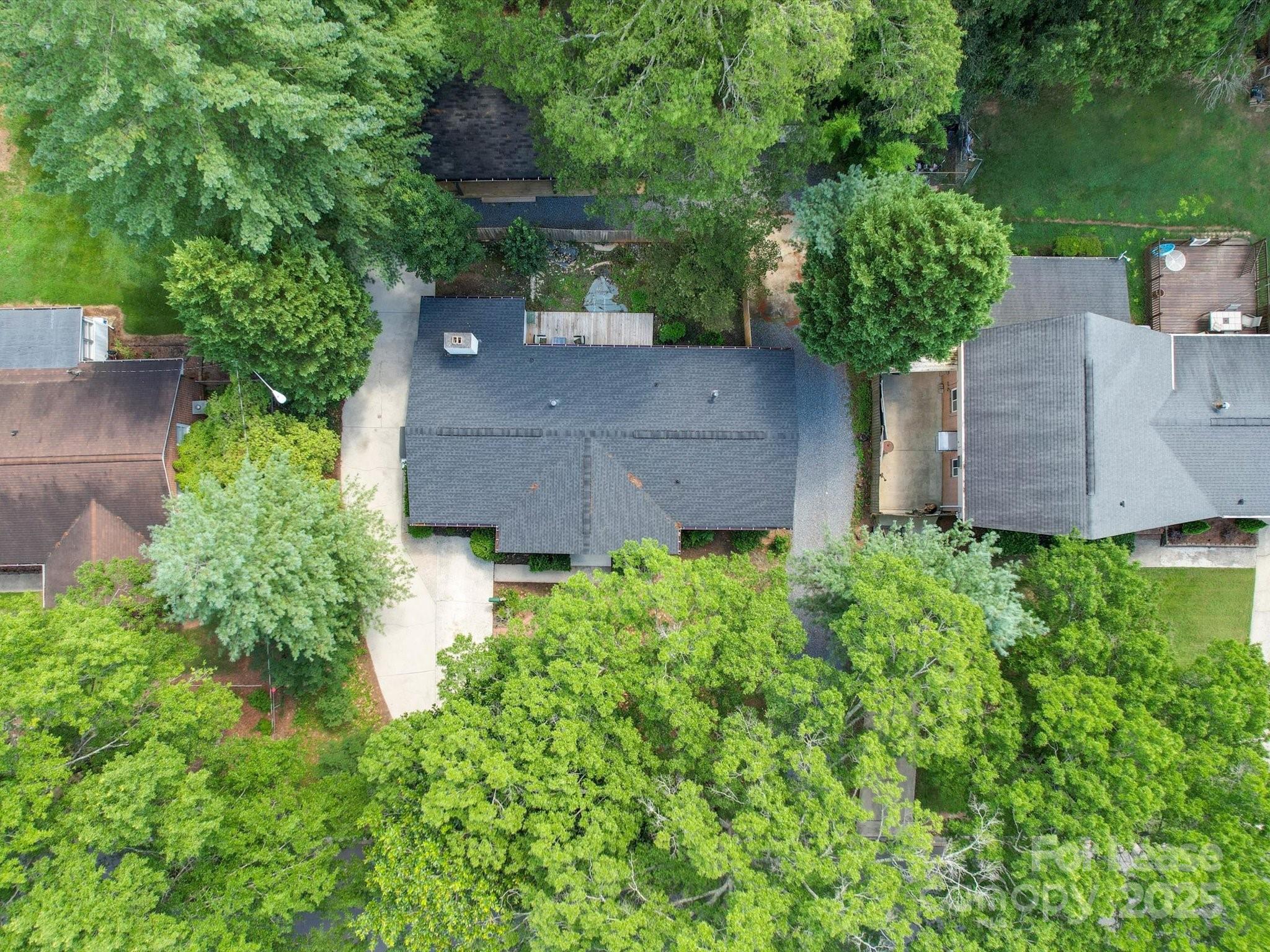 1510 Lynhurst Drive Property Photo 20