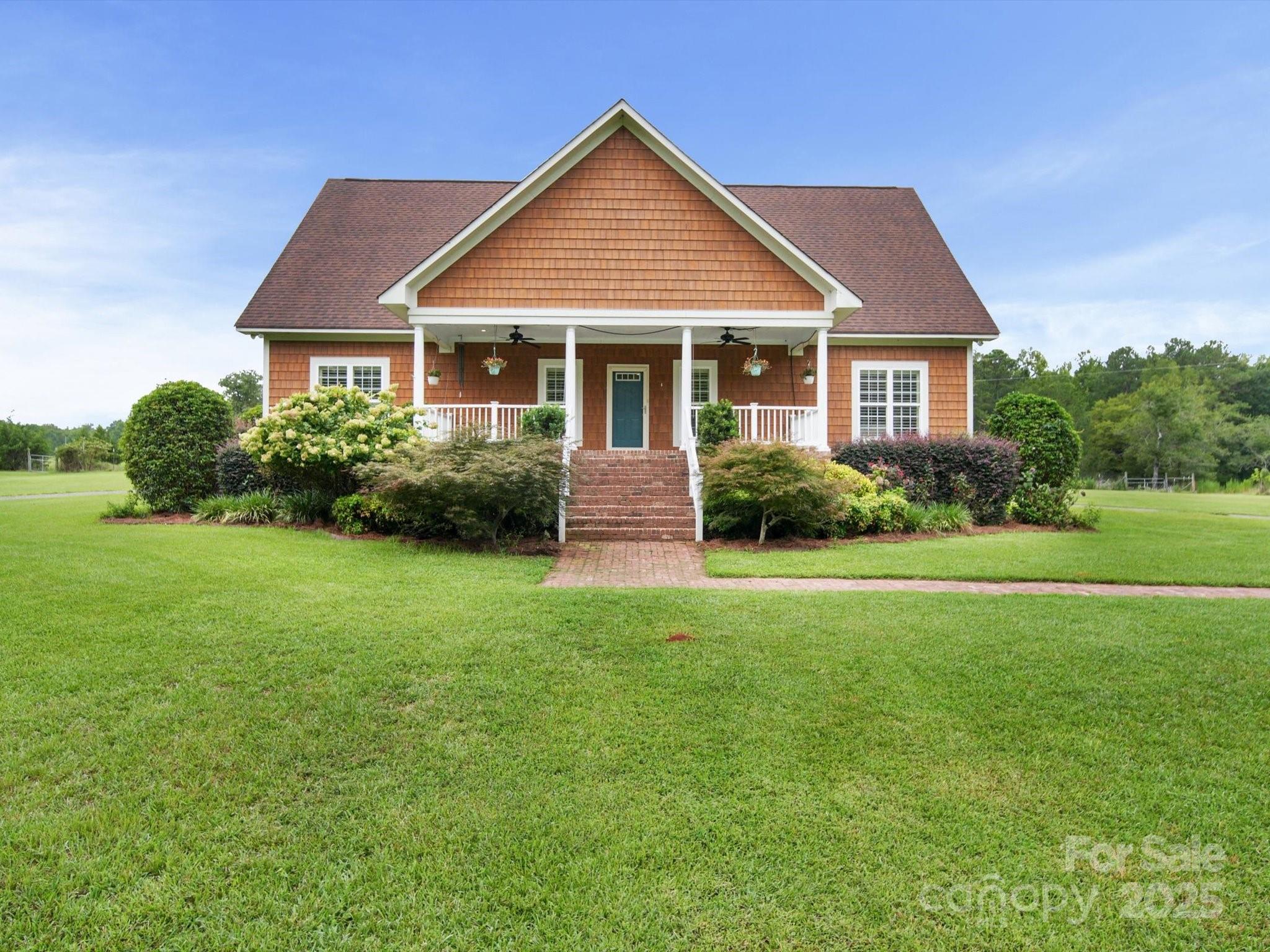 1393 Wateree Road Property Photo 1