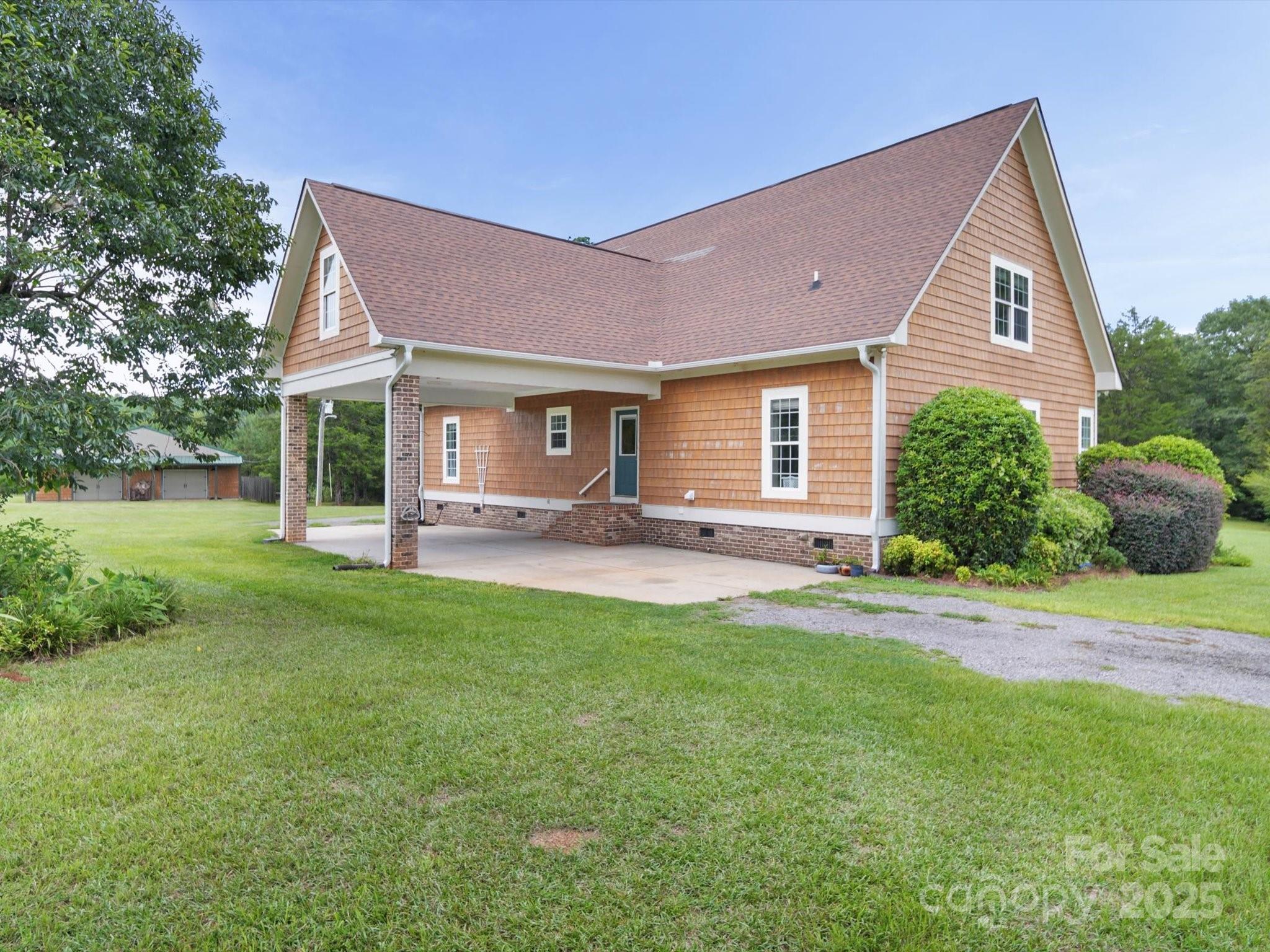 1393 Wateree Road Property Photo 4