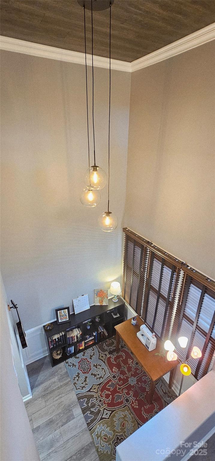 9225 Ravenwing Drive Property Photo 8