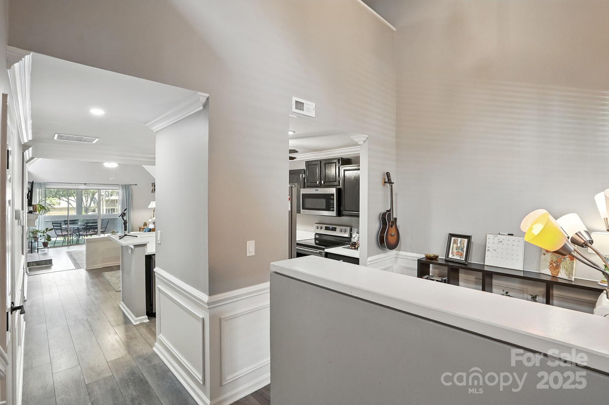 9225 Ravenwing Drive Property Photo 16