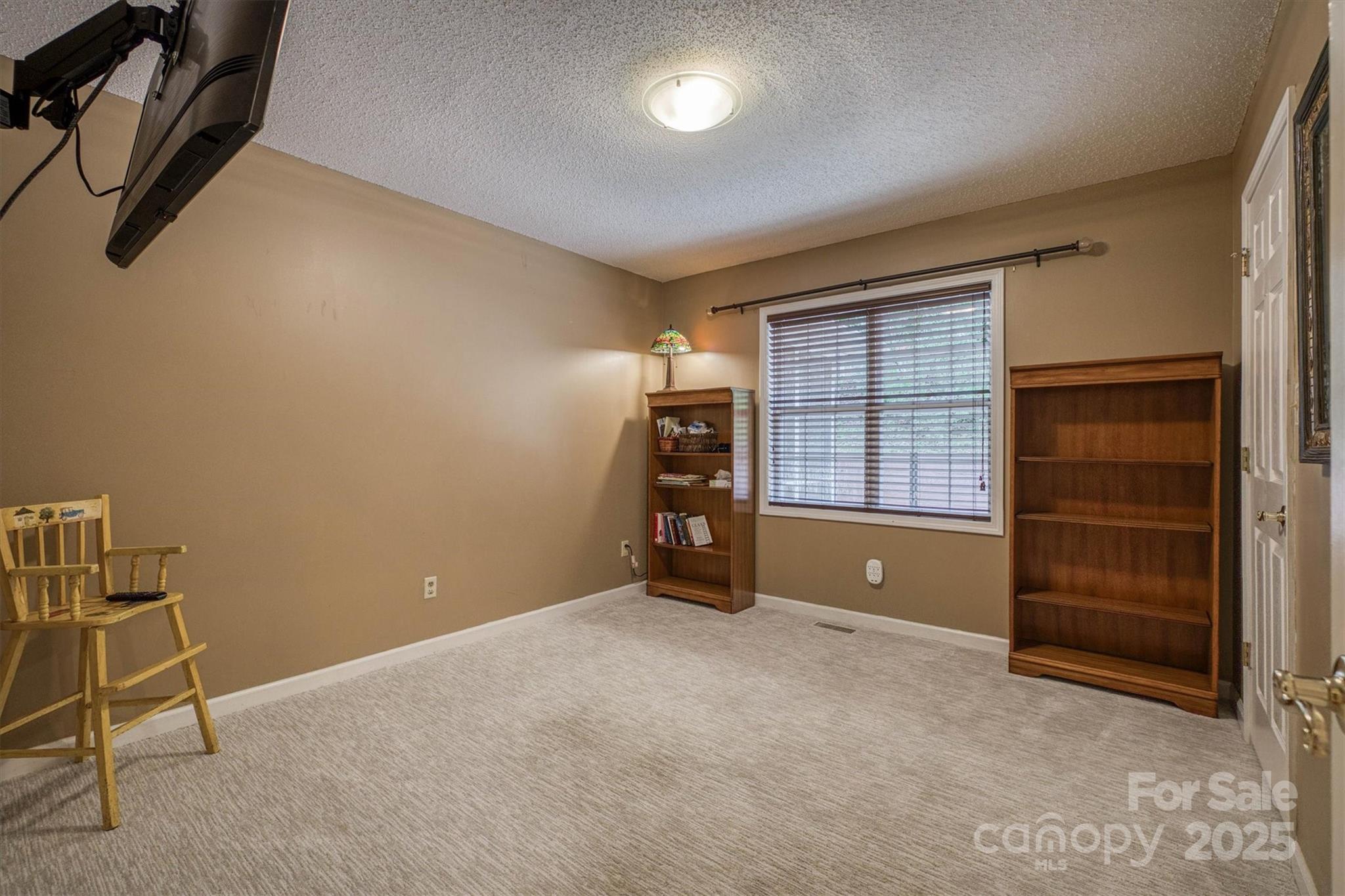 187 Yancey Road Property Photo 25