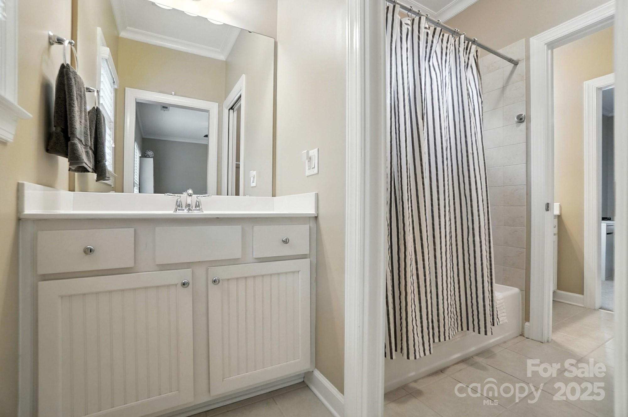 13056 Long Common Parkway Property Photo 32