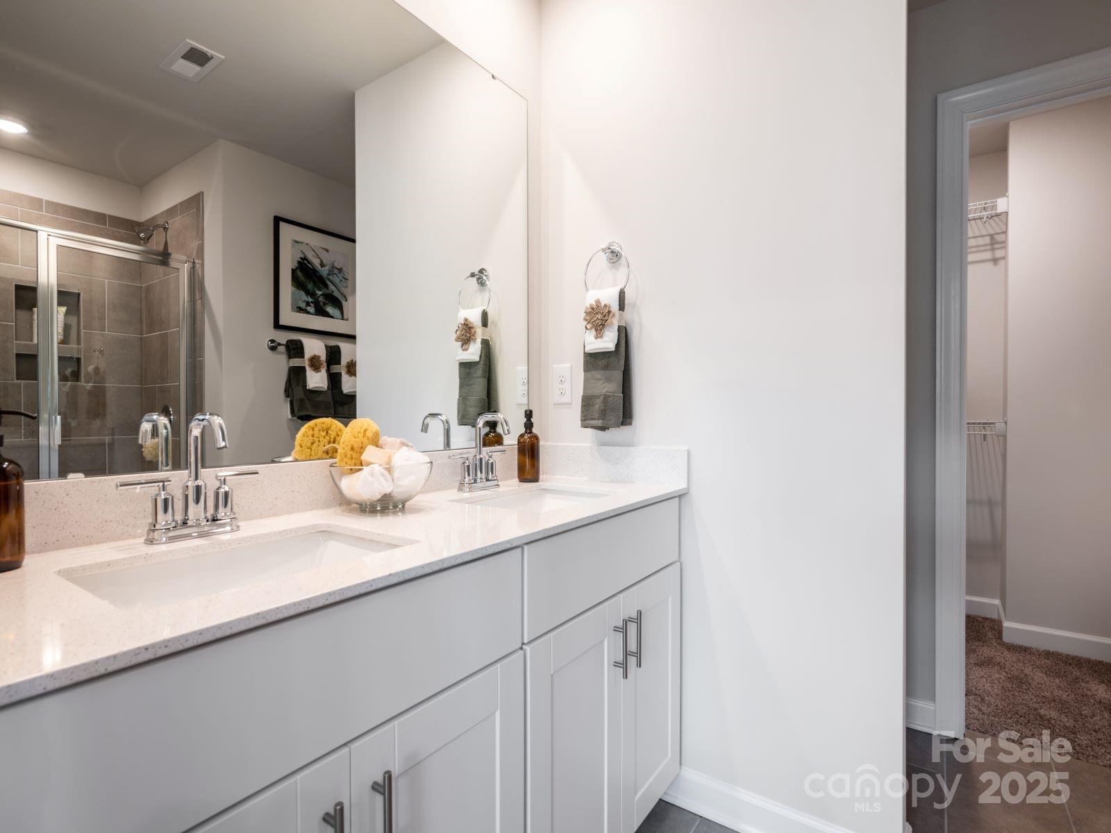 127 Kona Lane Property Photo 11