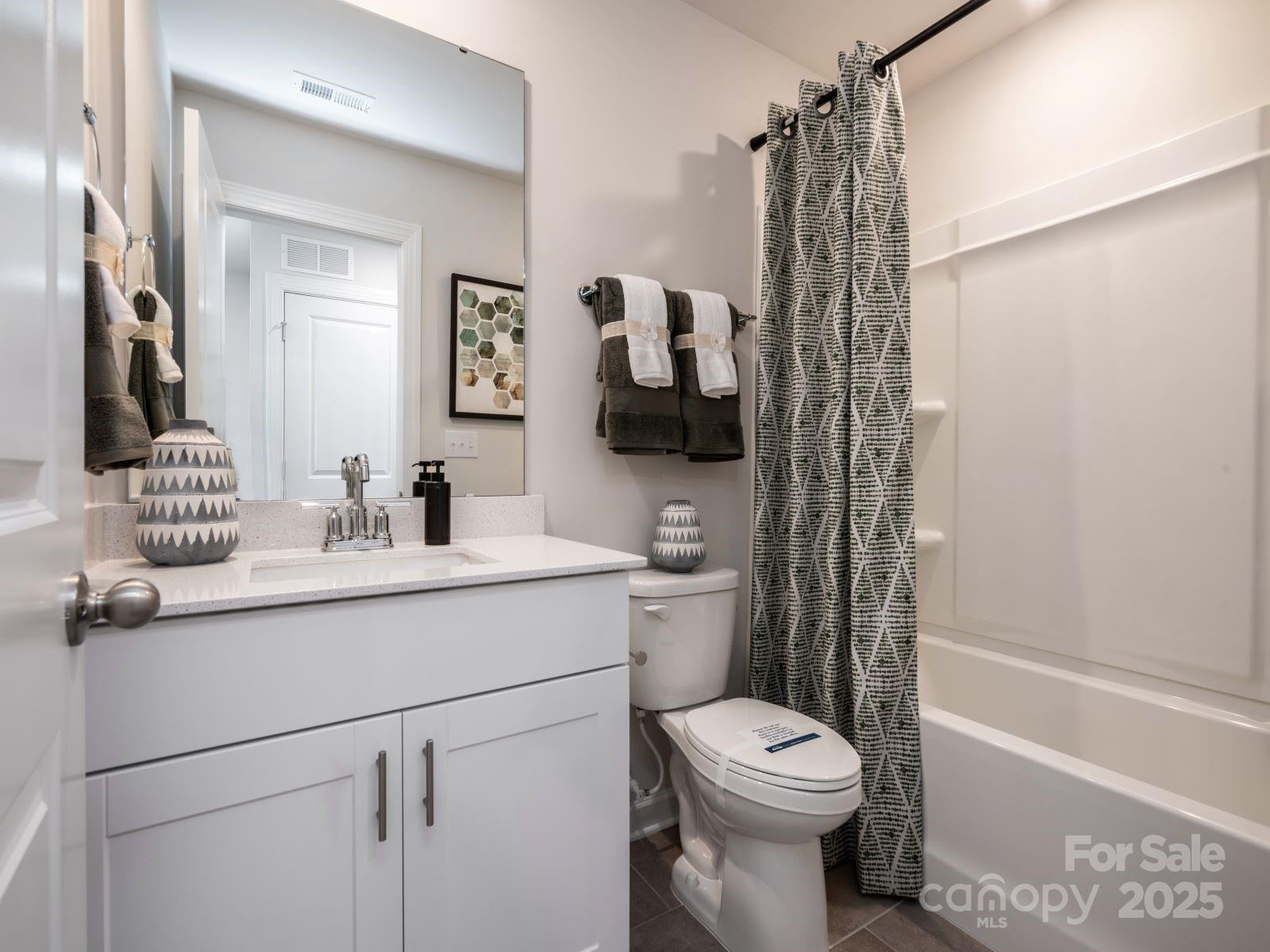 127 Kona Lane Property Photo 13