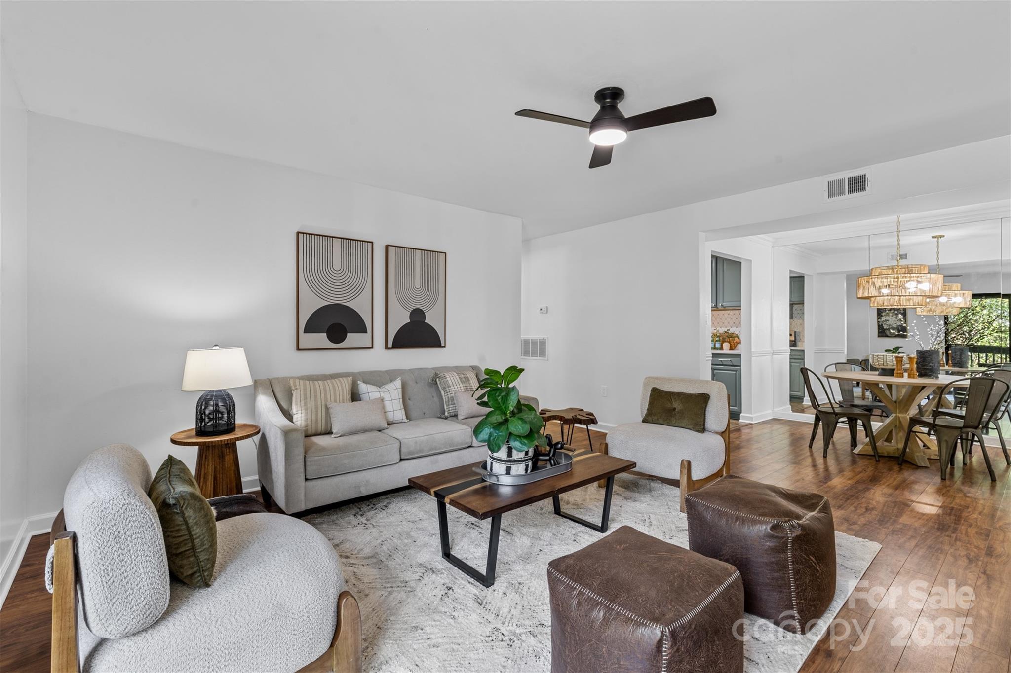 5016 Sardis Road G Property Photo 1