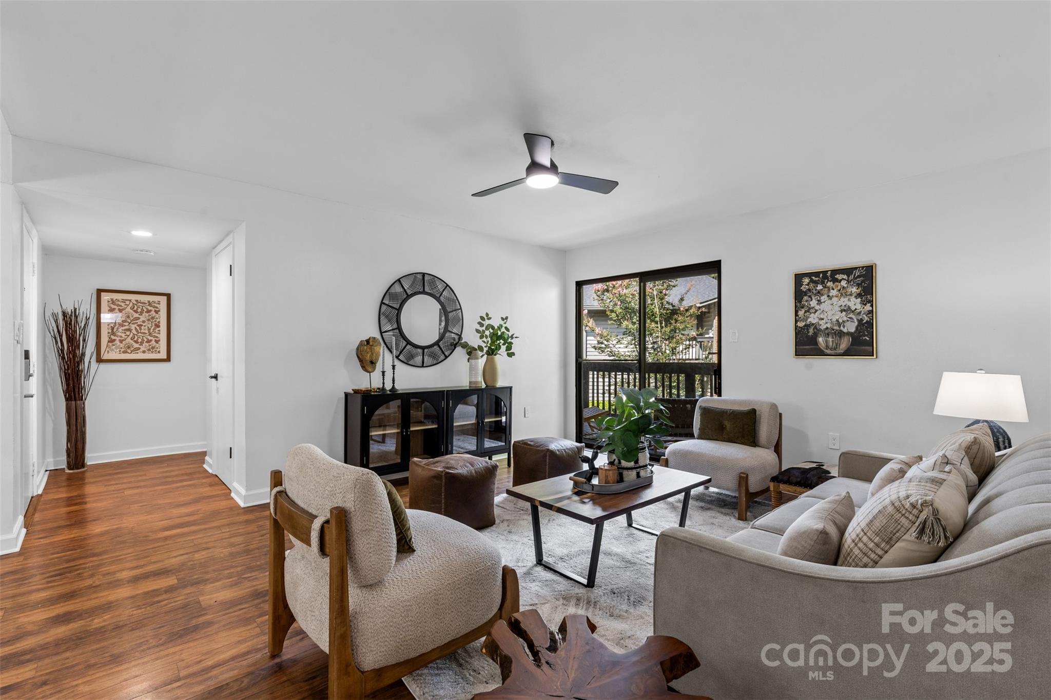 5016 Sardis Road G Property Photo 3